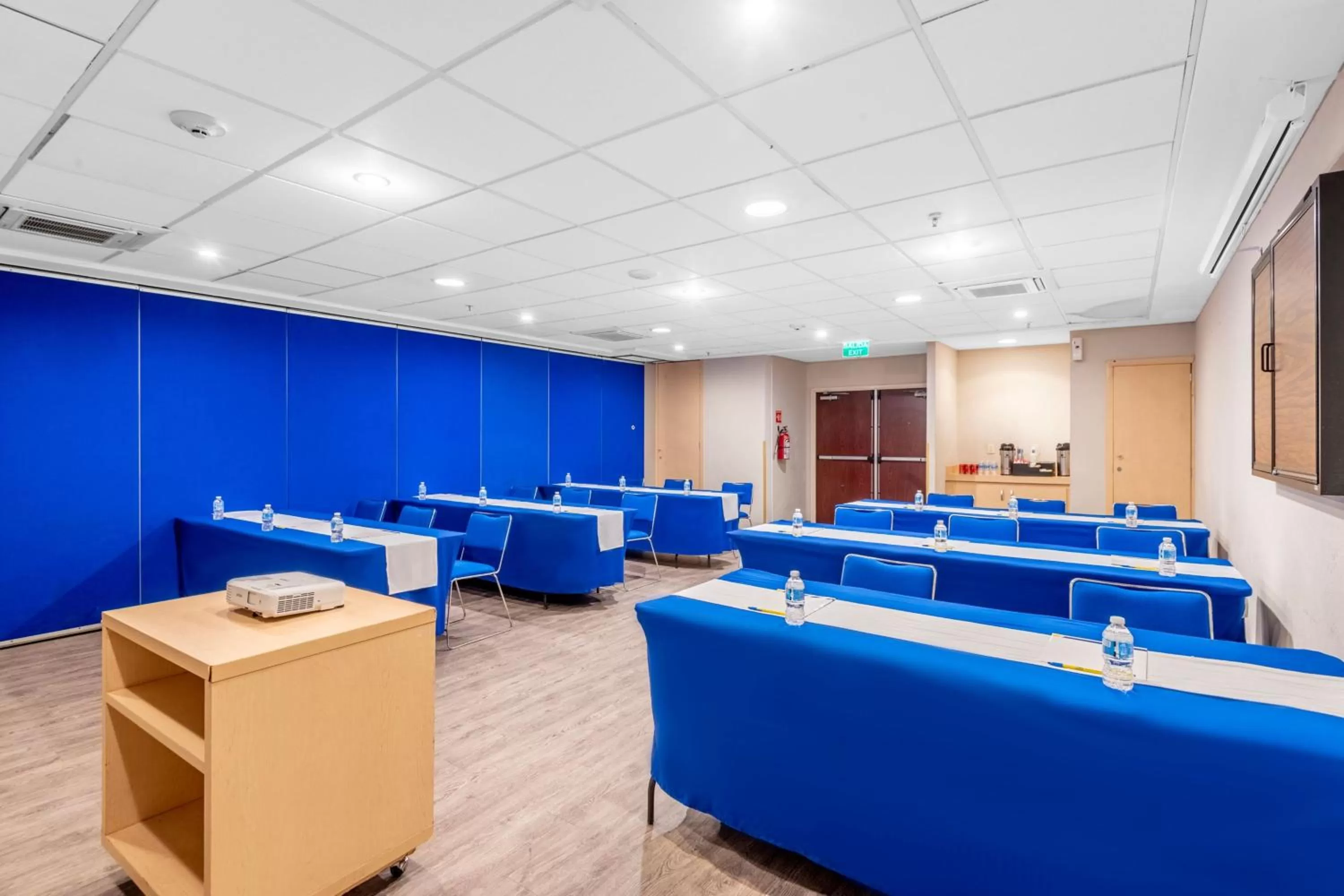 Meeting/conference room in City Express by Marriott Ciudad del Carmen