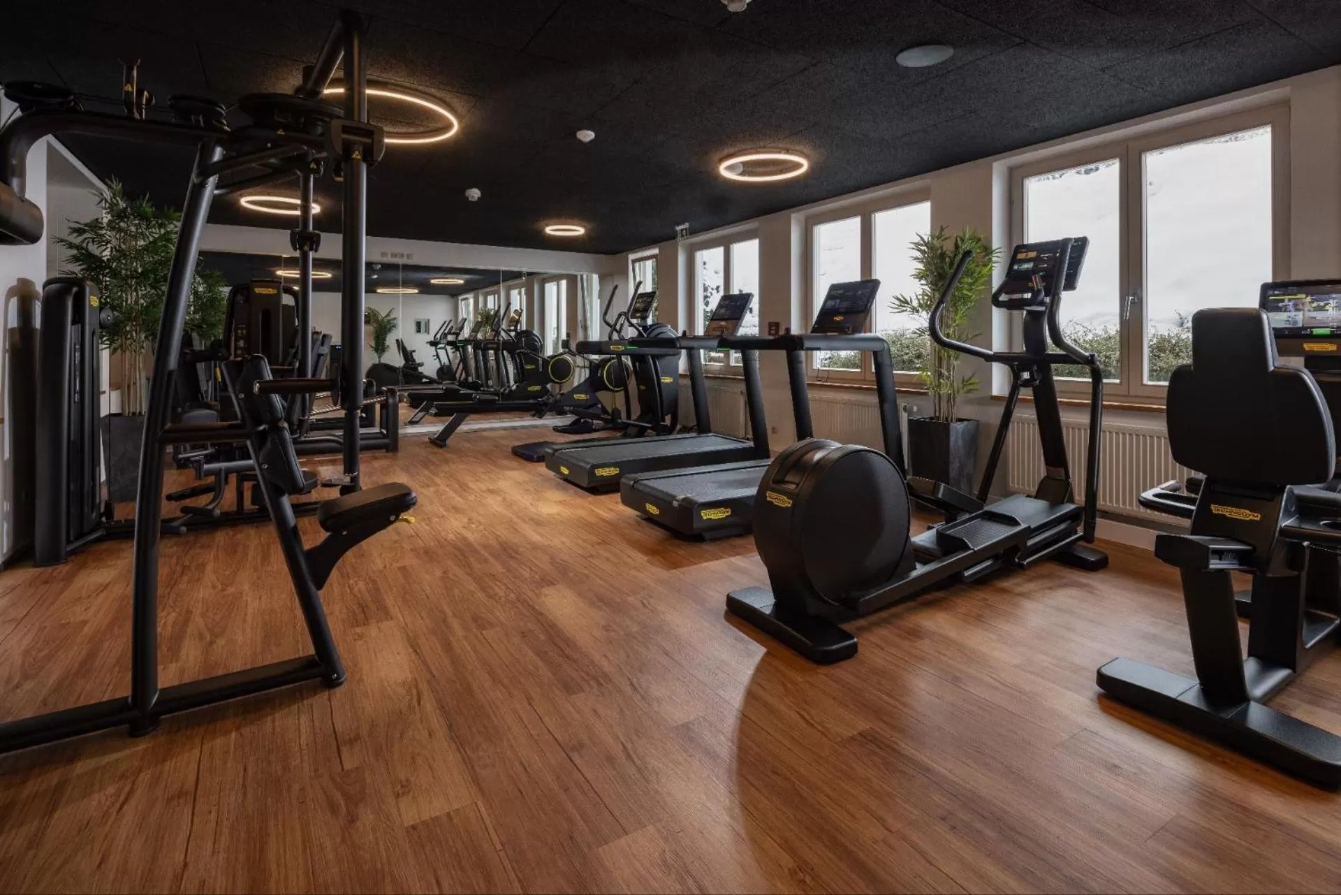Fitness centre/facilities in Alm- & Wellnesshotel Alpenhof