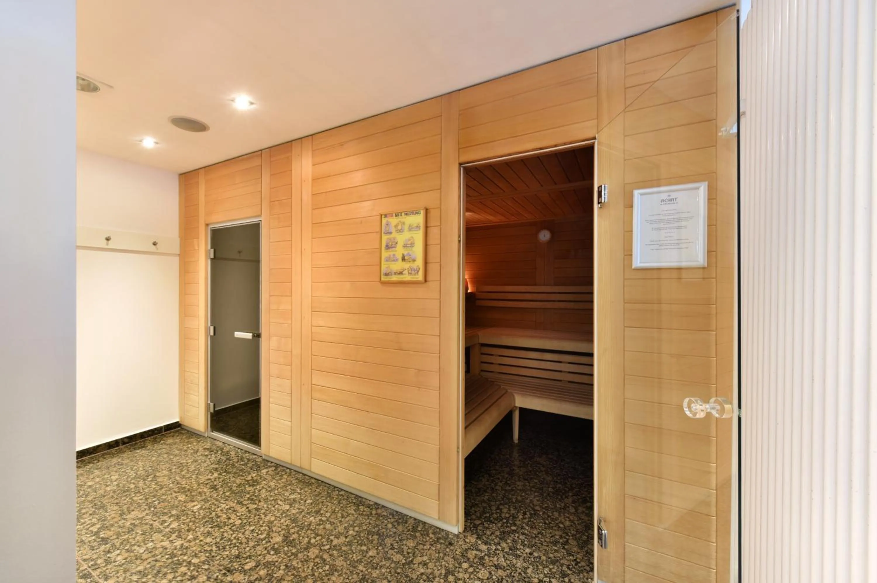 Sauna in ACHAT Hotel München Süd