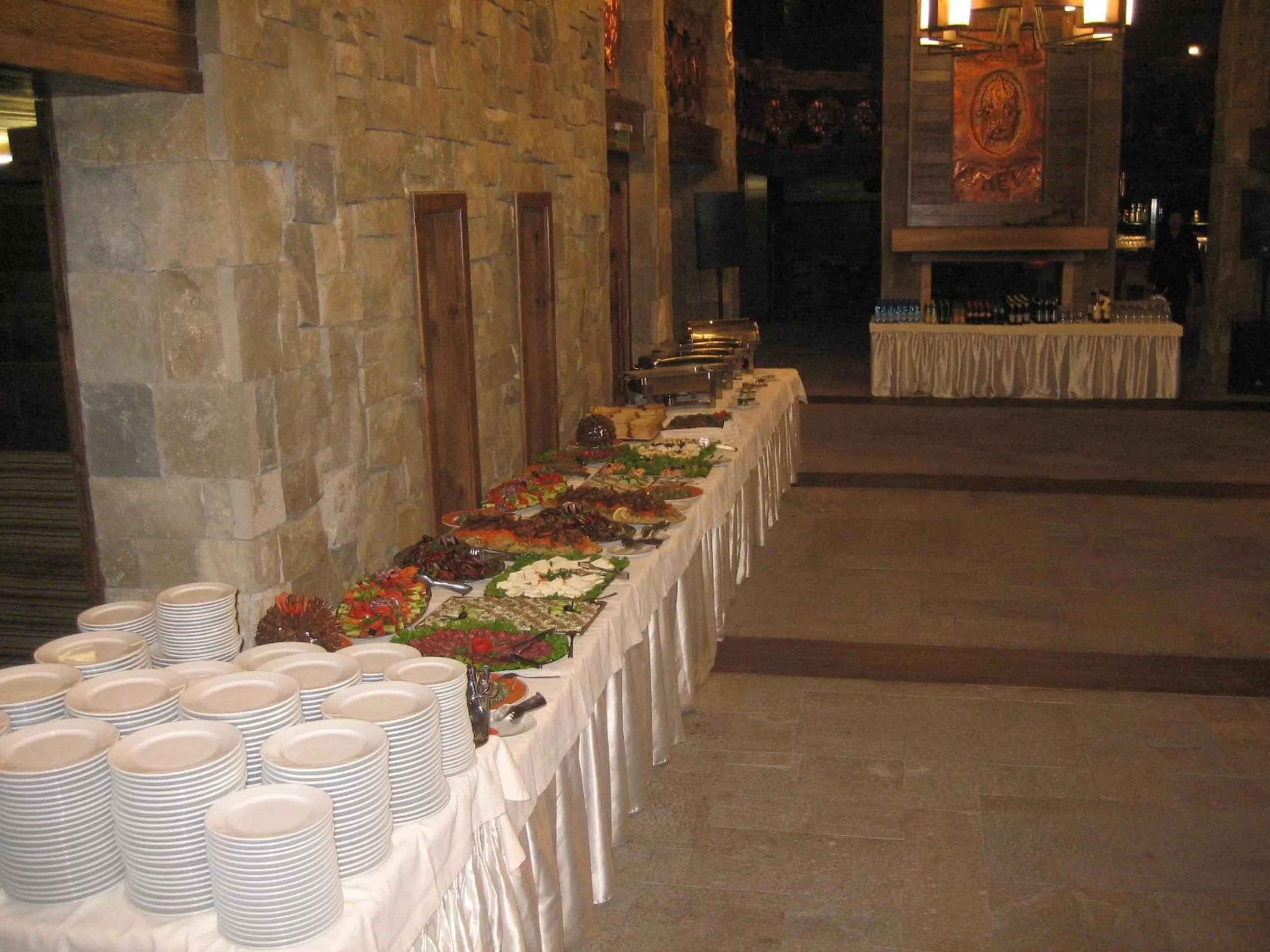 Restaurant/places to eat in Gardenia Park Hotel