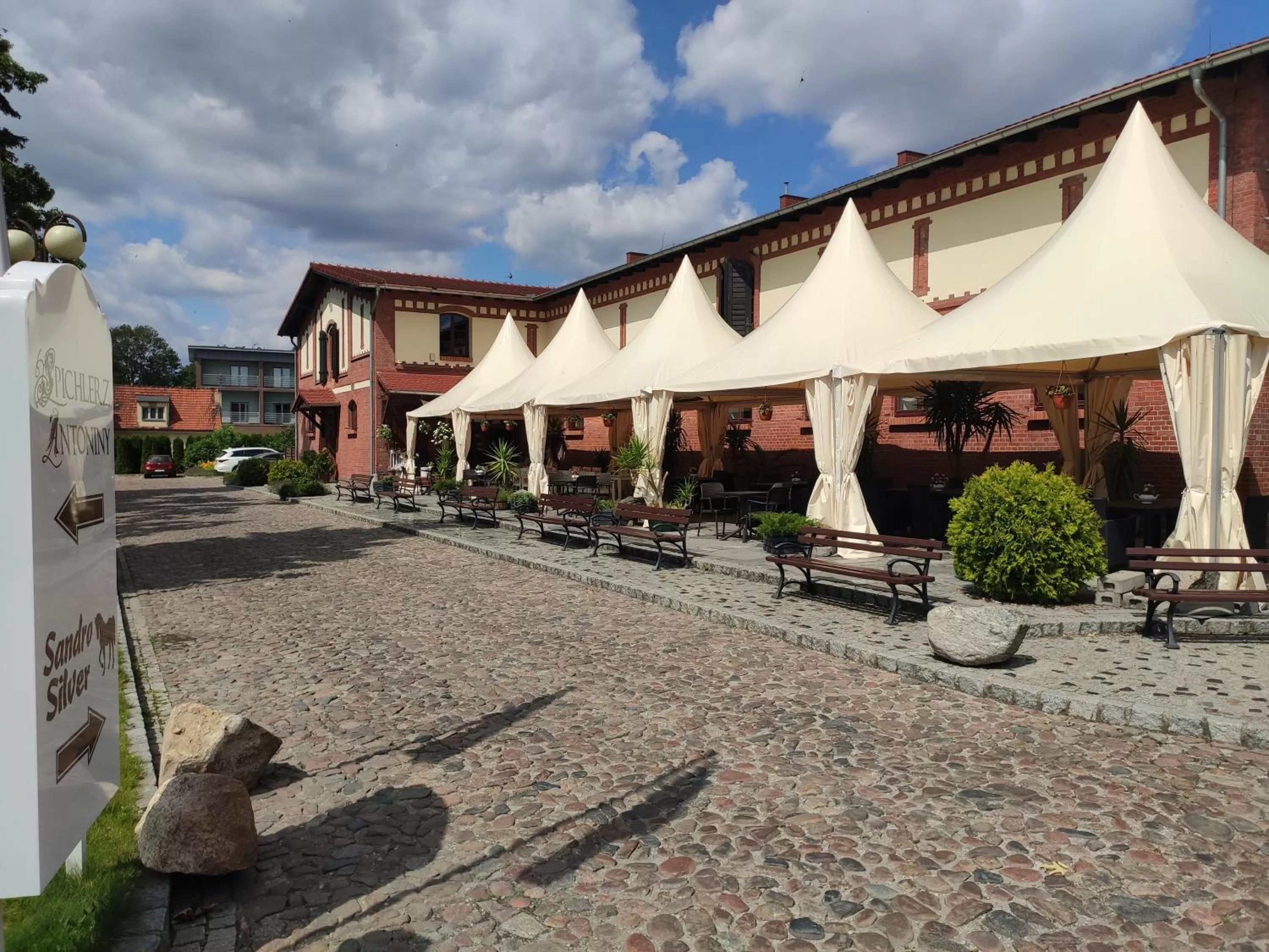 Hotel Sandro Silver & Spichlerz Antoniny