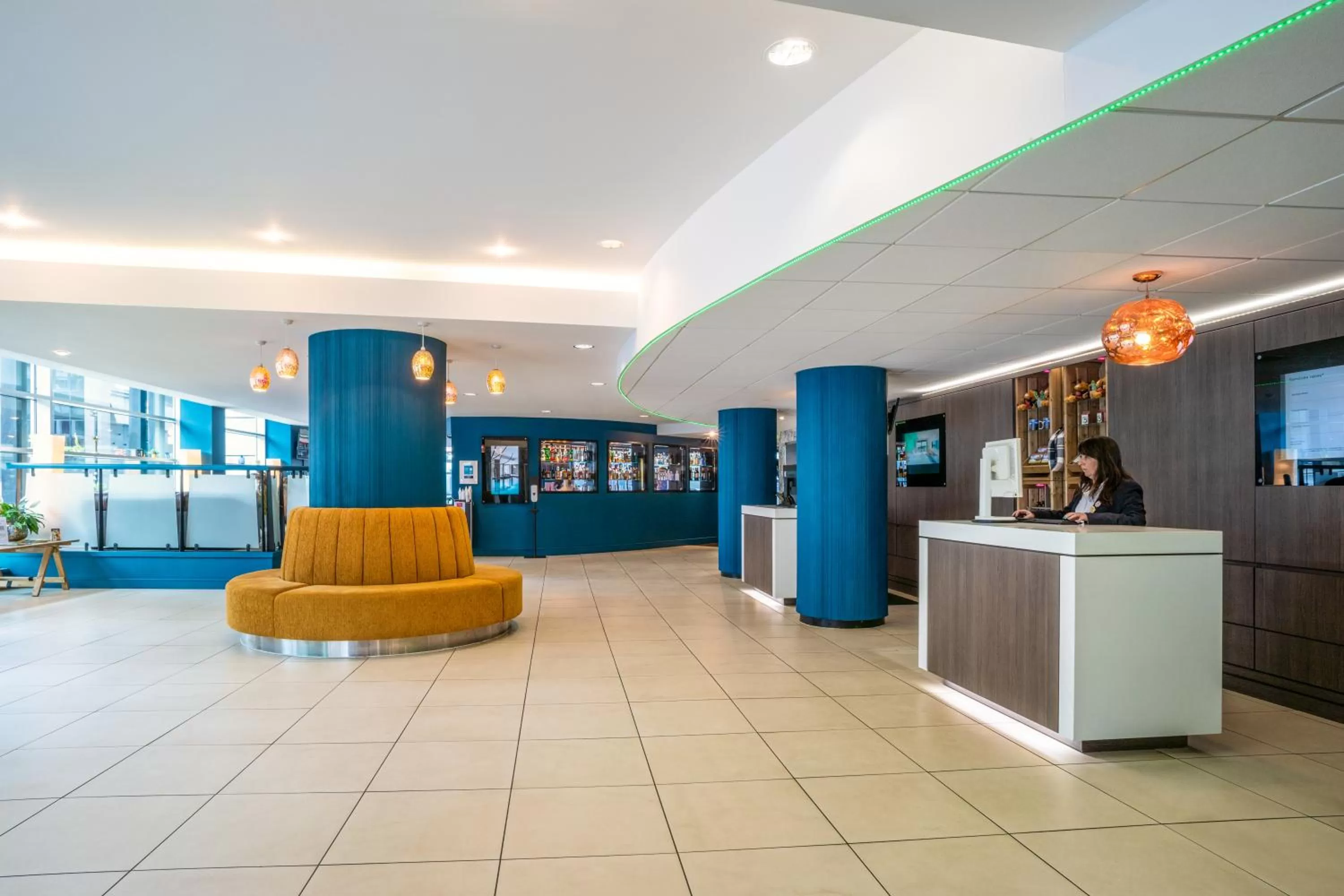 Lobby or reception in Novotel Glasgow Centre