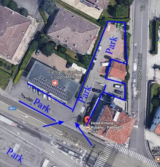 Parking in Hotel Vittoria