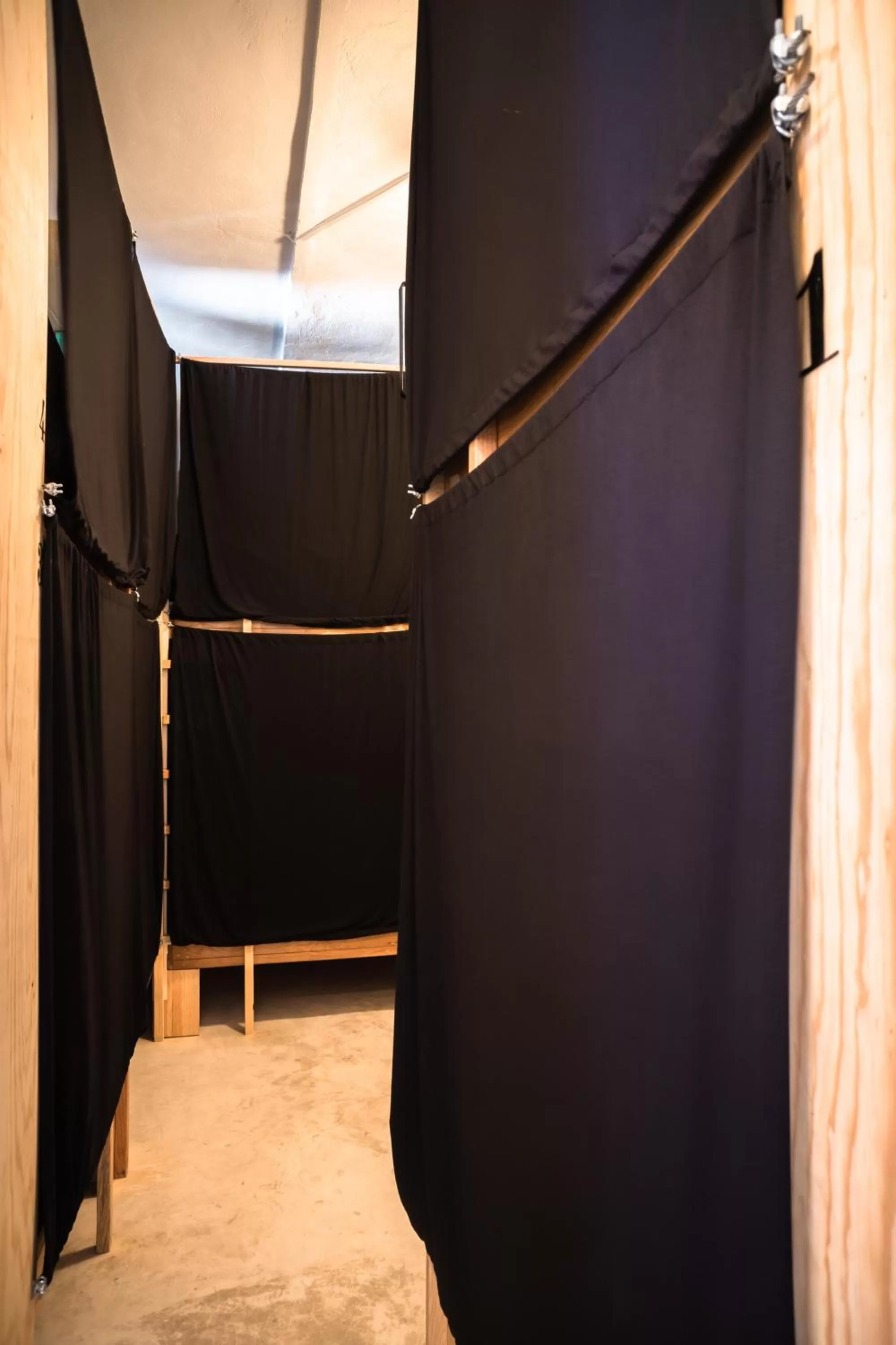 Bedroom in Maui hostel playa del carmen