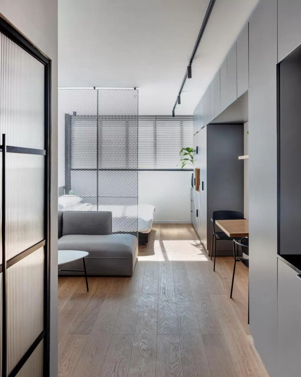 Living room, Bed in DeBlox living - Ben Avigdor Apartments