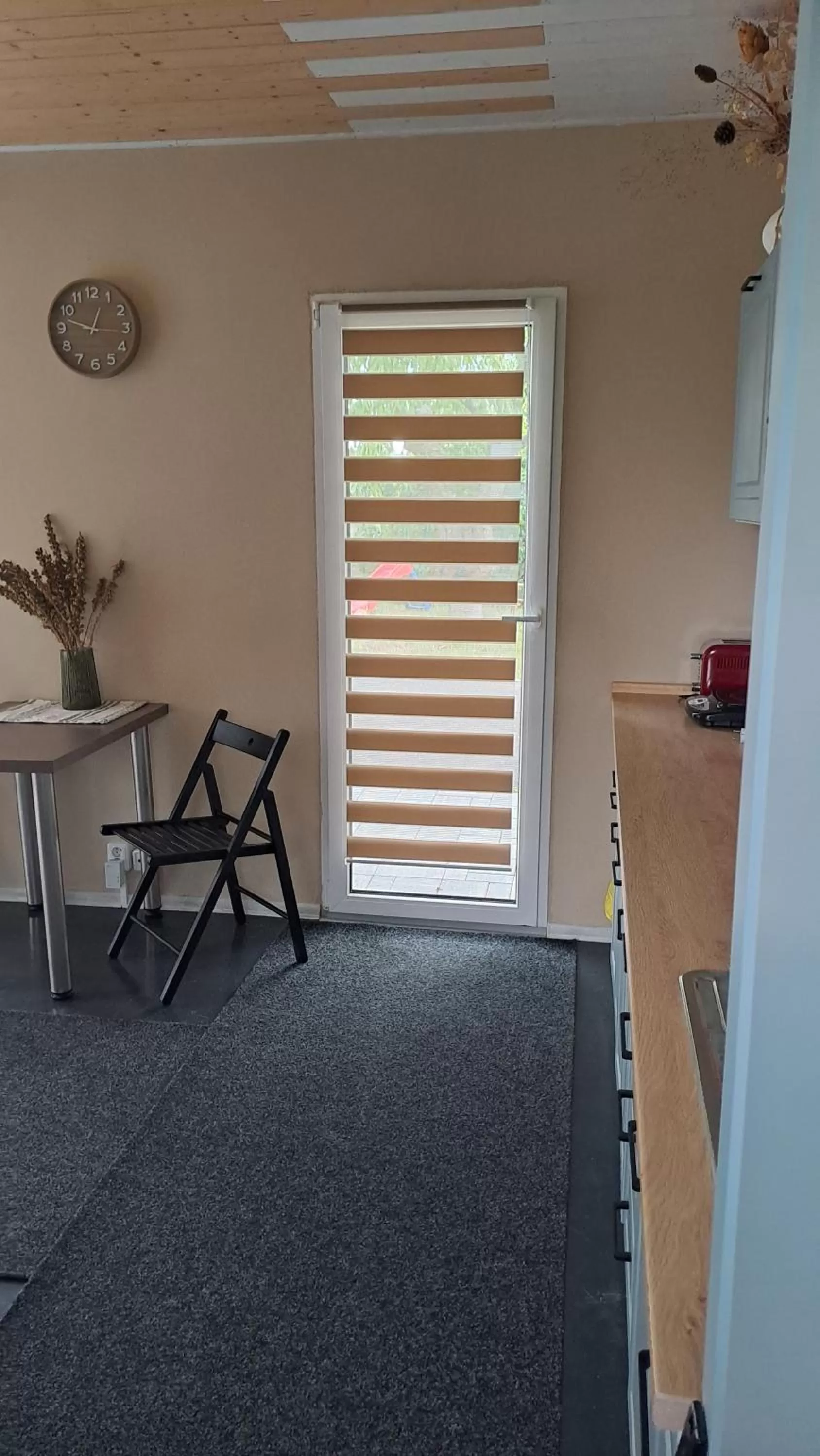 Seating area in bergRESORT apartments