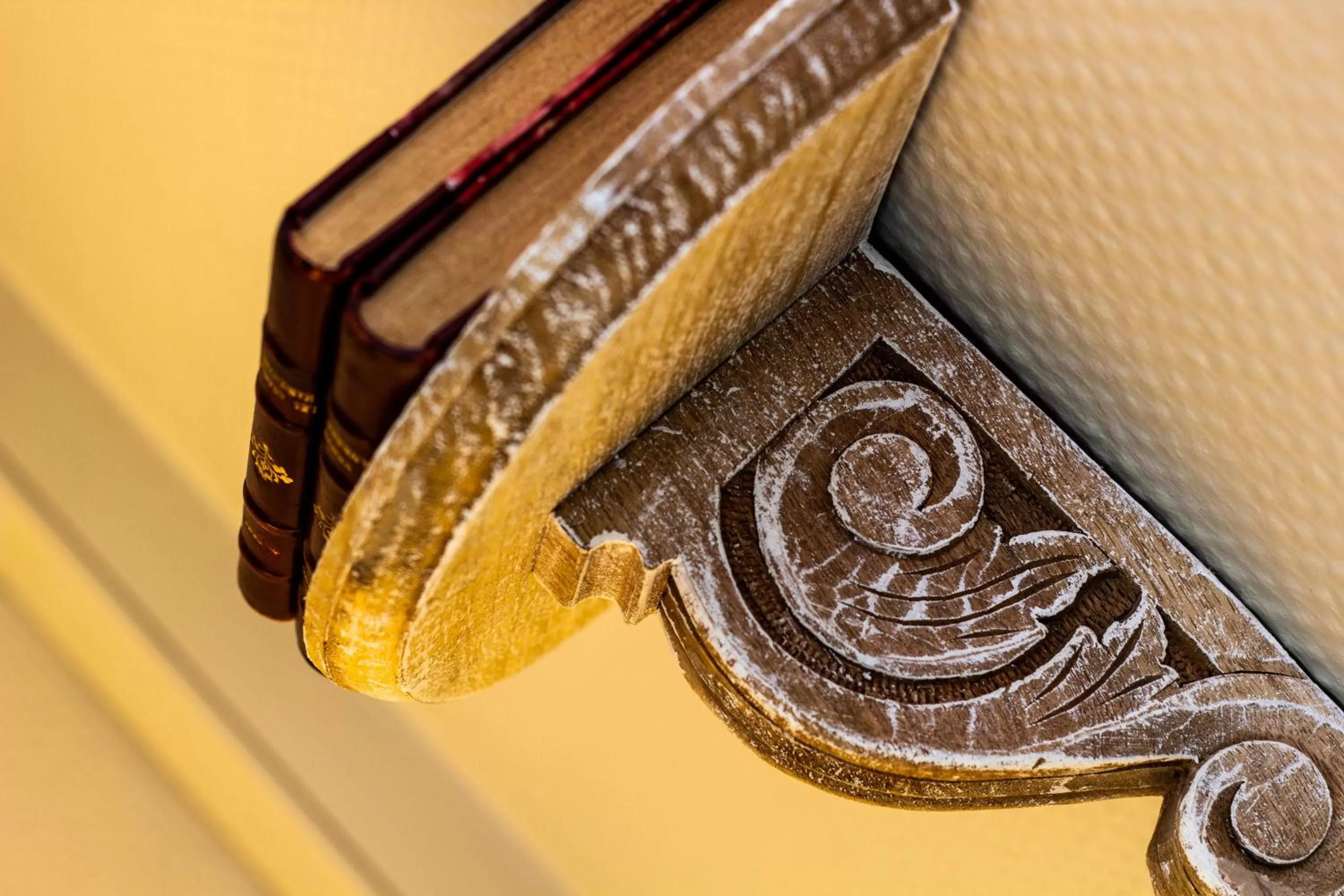 Decorative detail in Hôtel de France