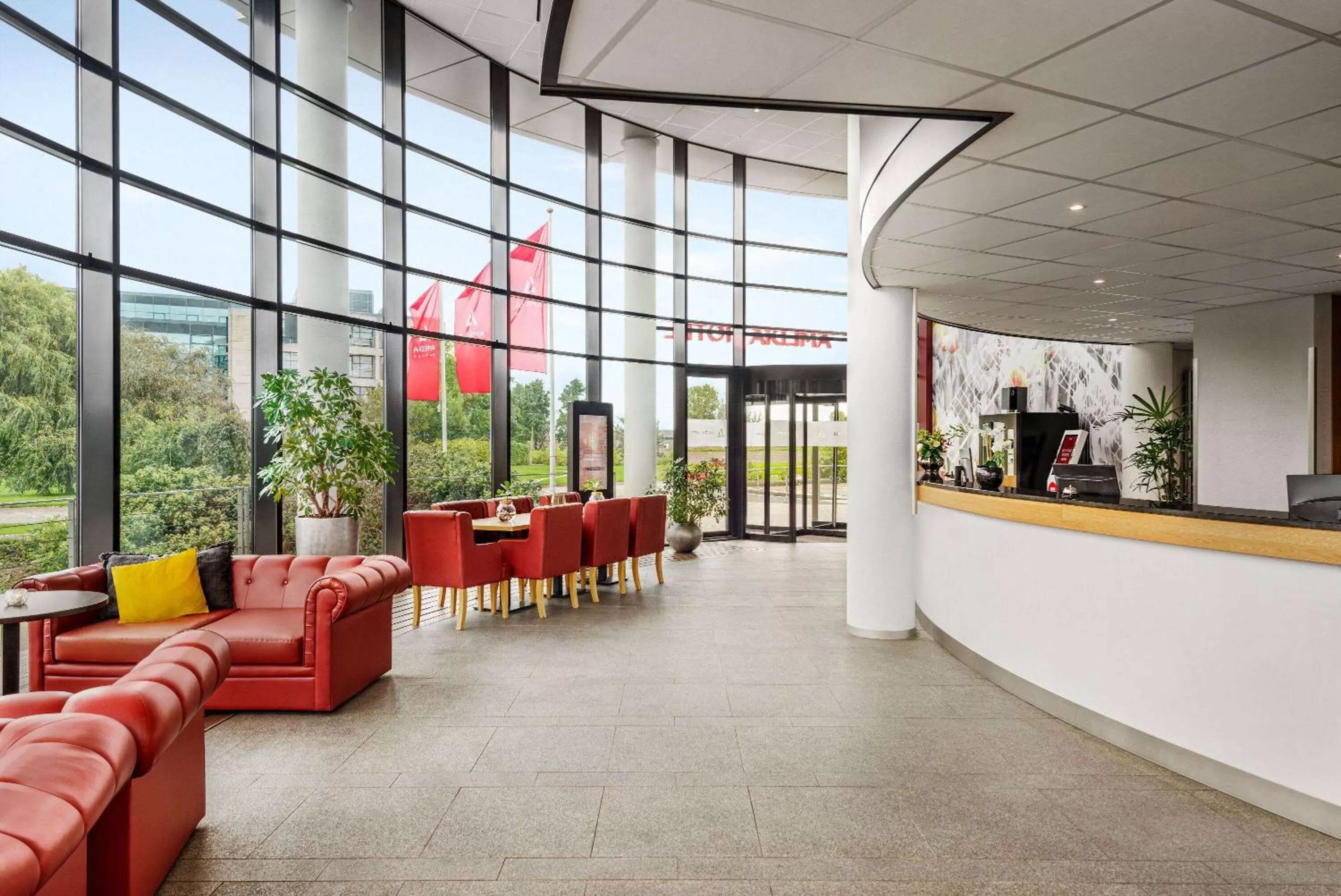 Lobby or reception in Amedia Amsterdam Airport Schiphol, Trademark Collection by Wyndham