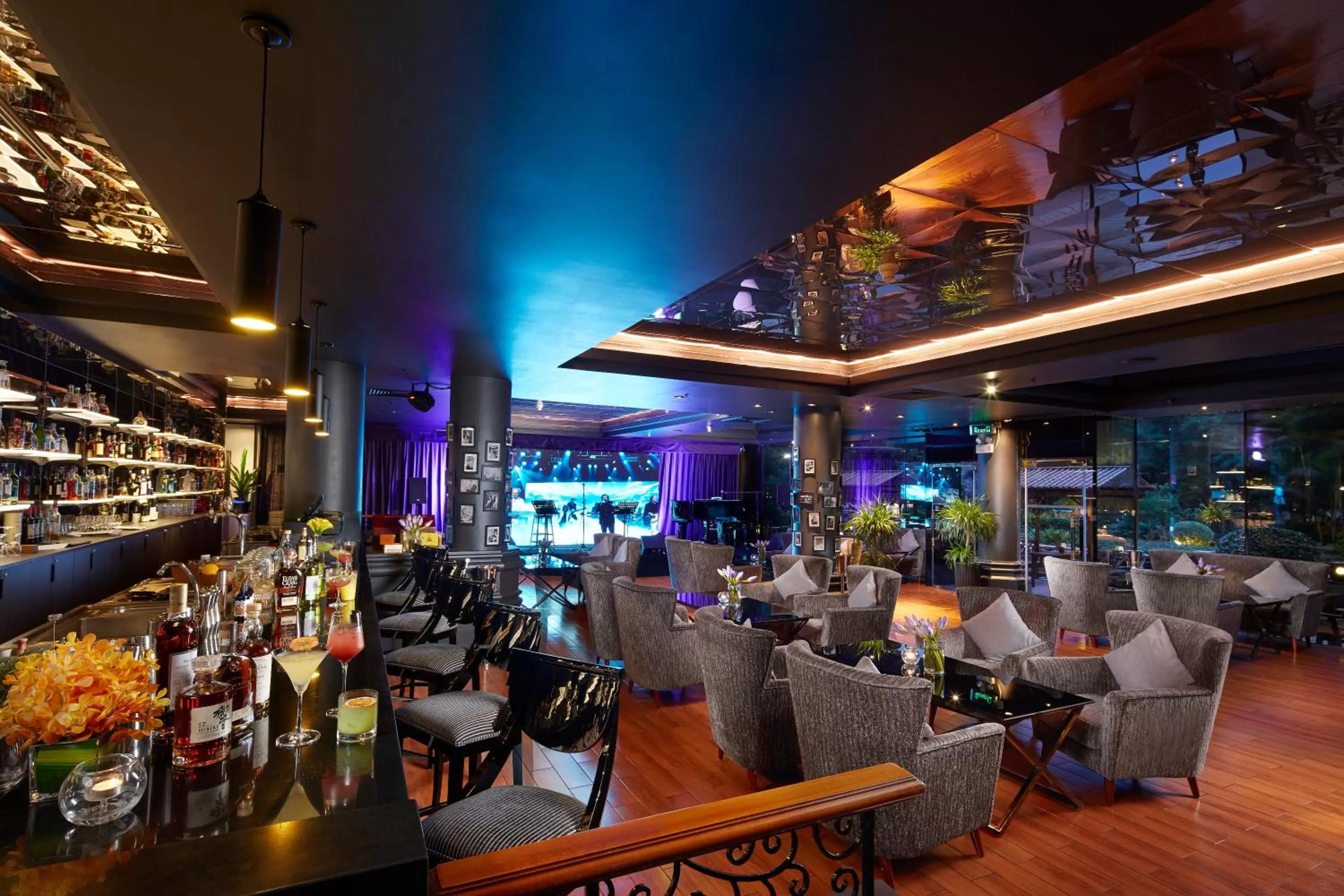 Lounge or bar in The Garden Hotel Guangzhou