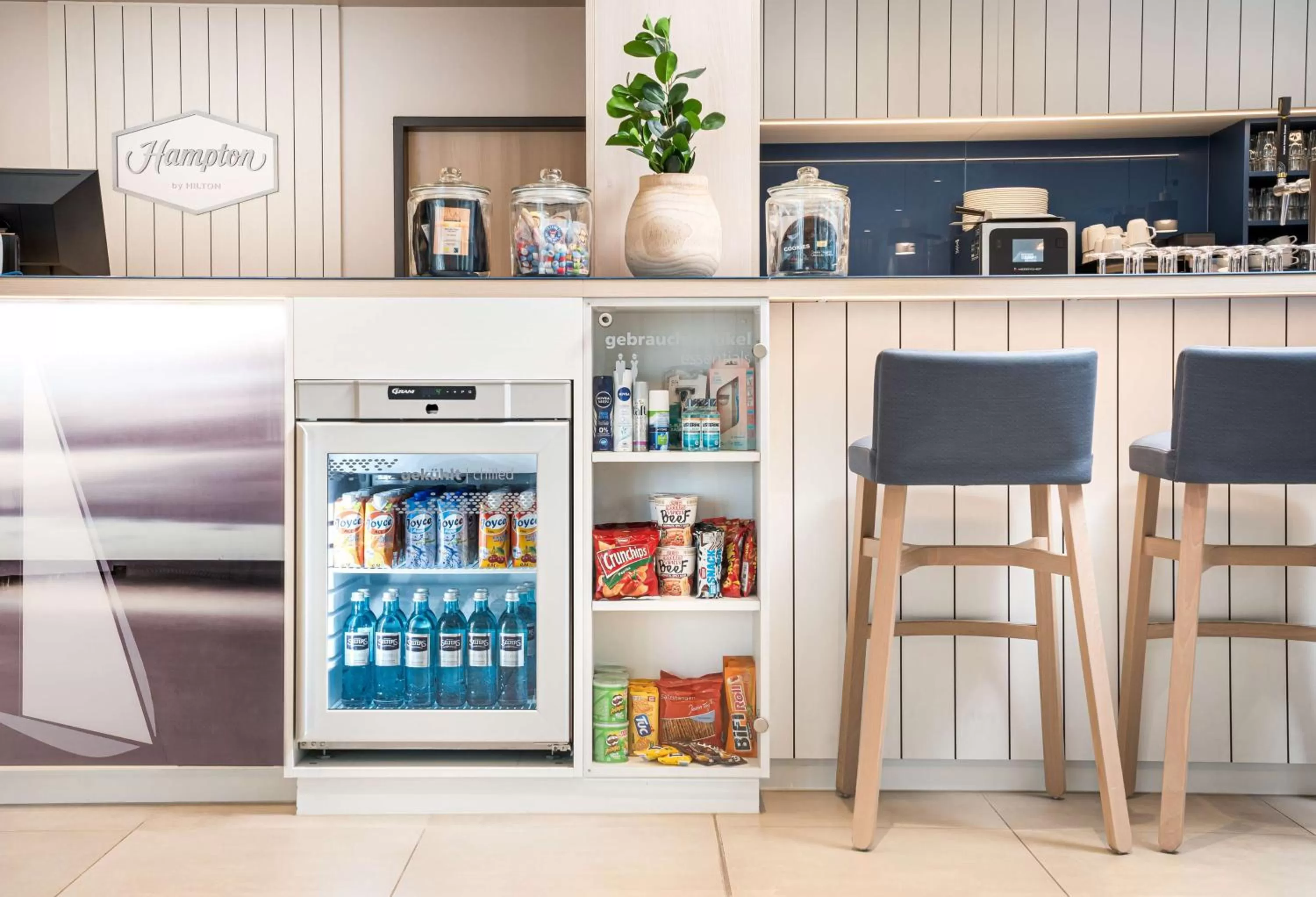 Restaurant/places to eat in Hampton By Hilton Kiel