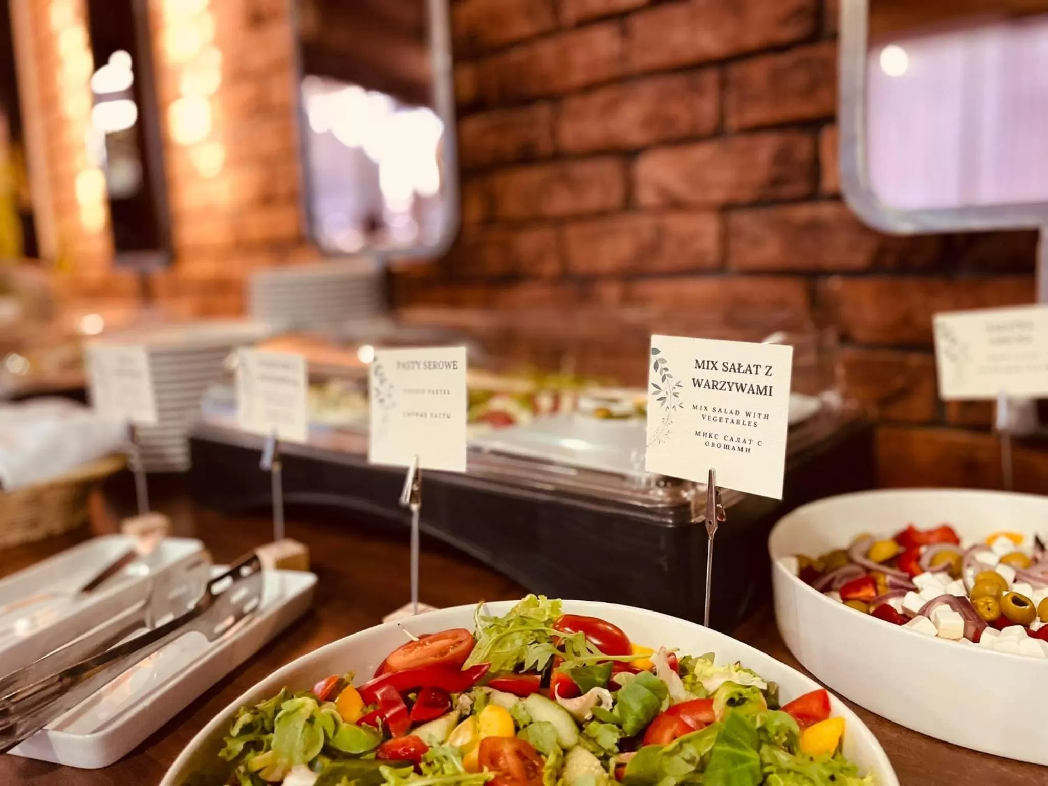 Food and drinks in Hotel Esperanto