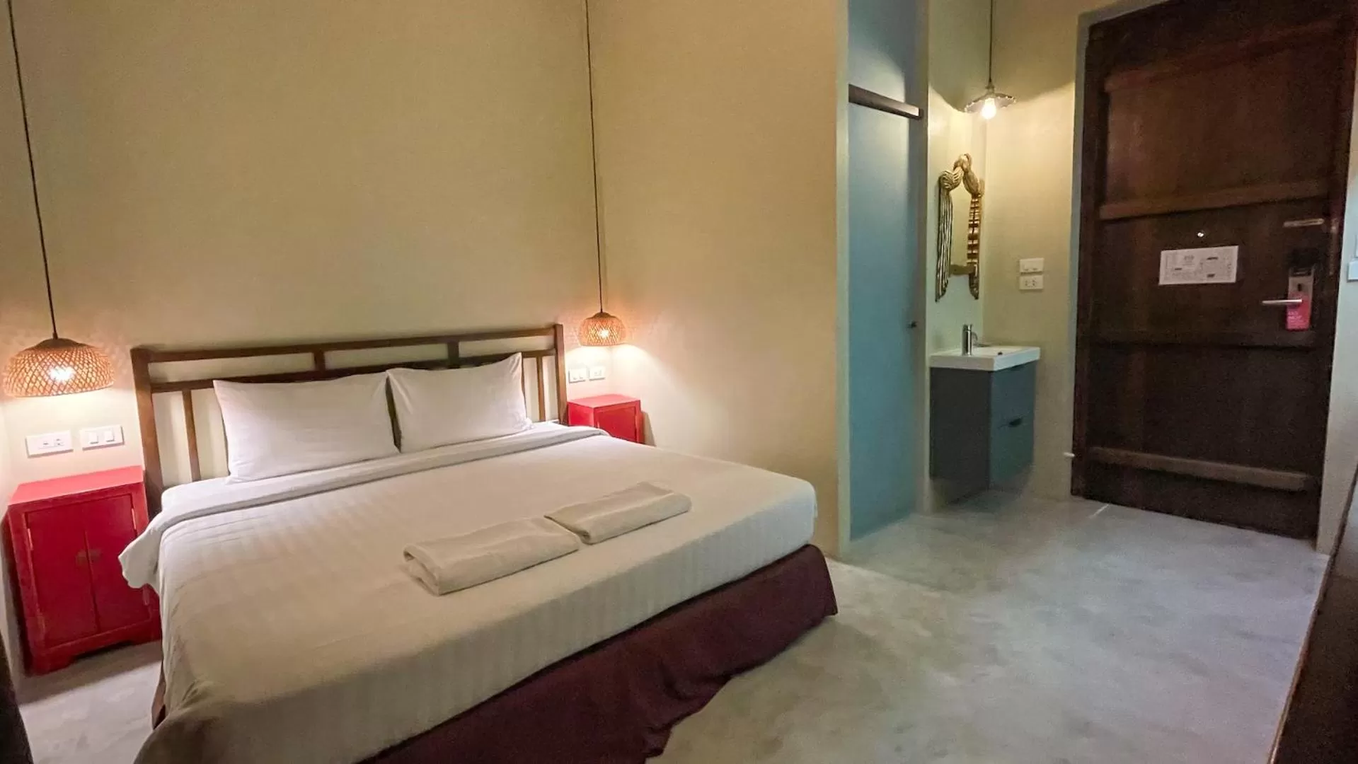 Bed in Villa Bangkok