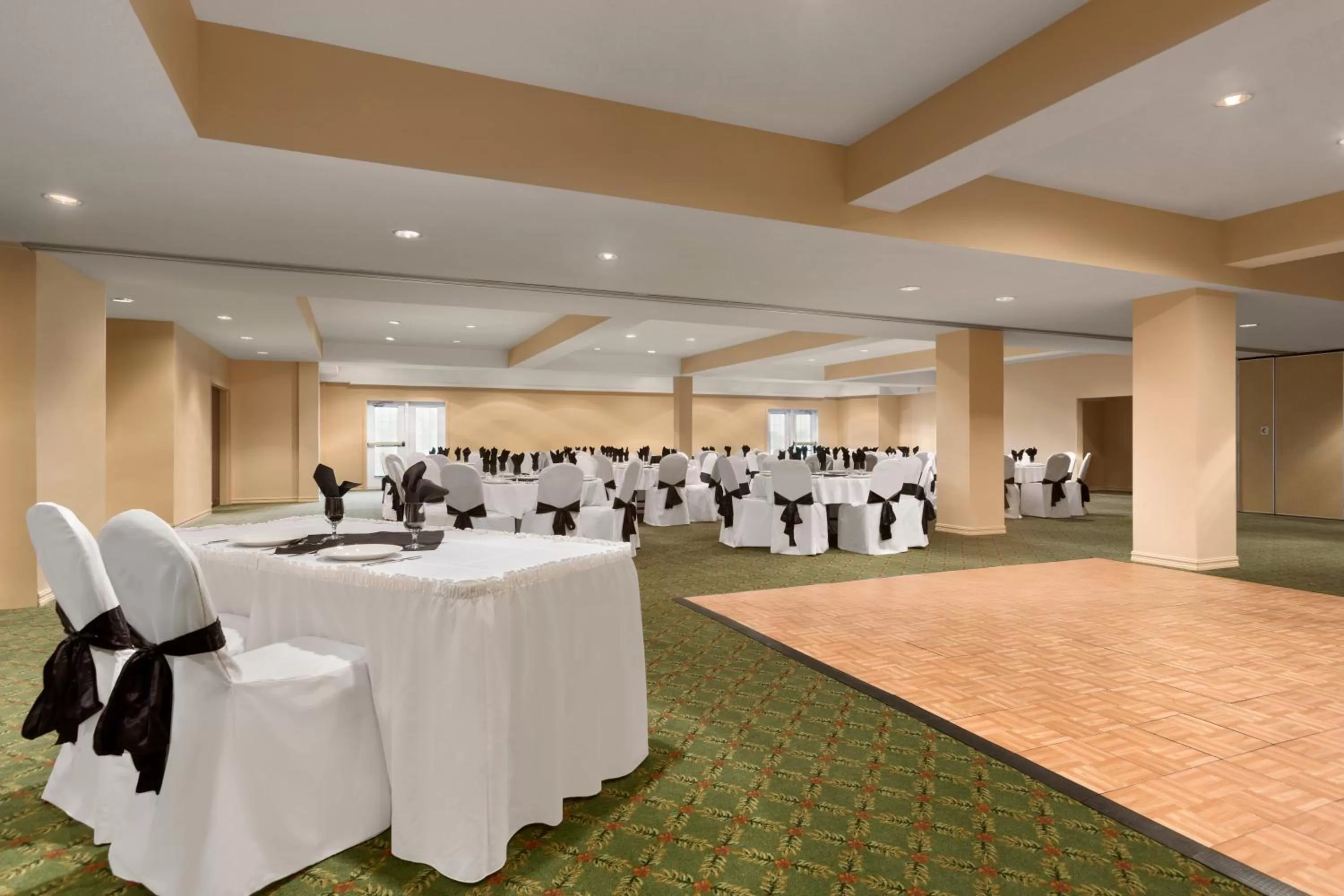 Banquet/Function facilities in Days Inn by Wyndham Oromocto Conference Centre