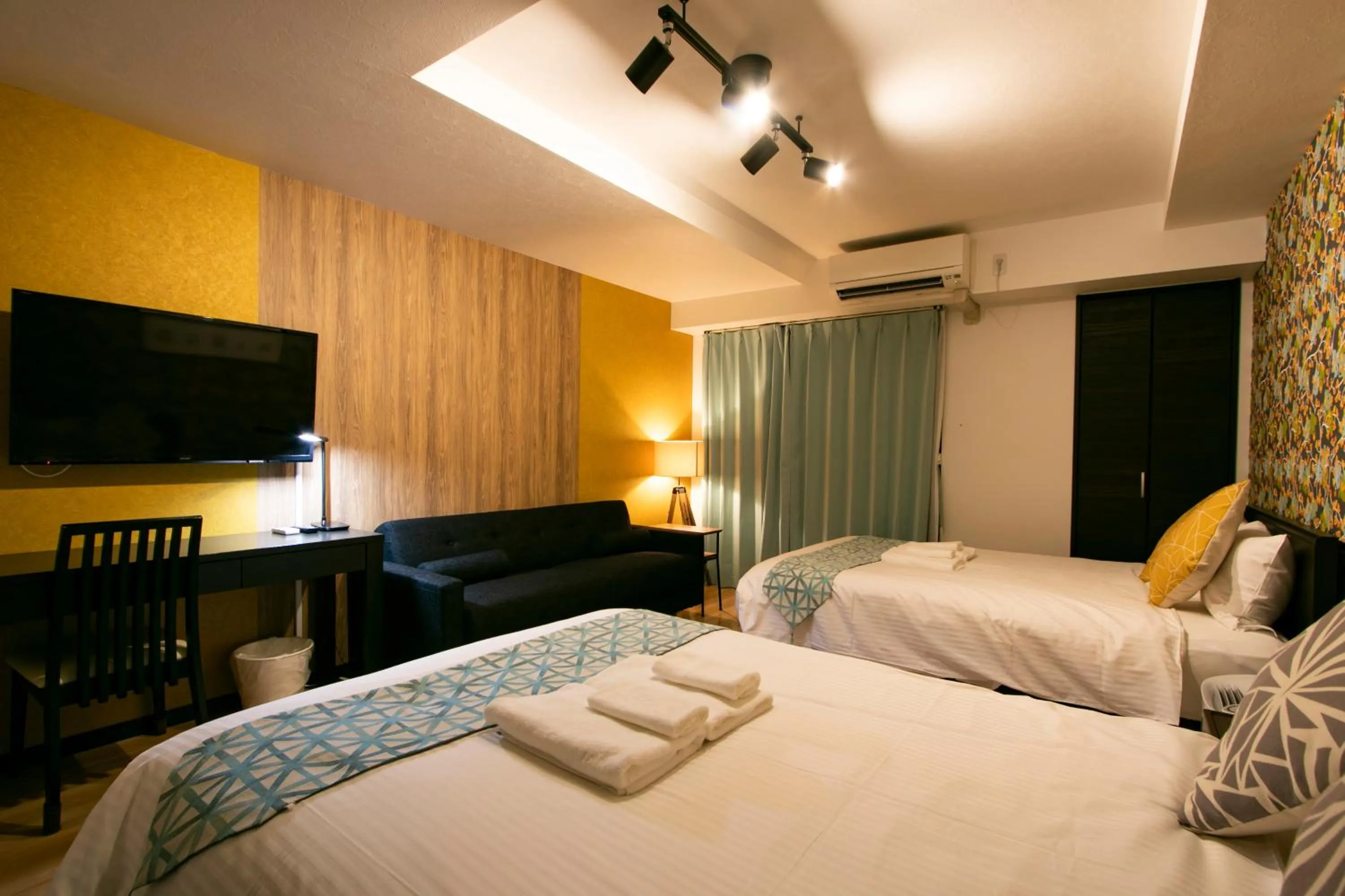 Photo of the whole room in Minn Machiya