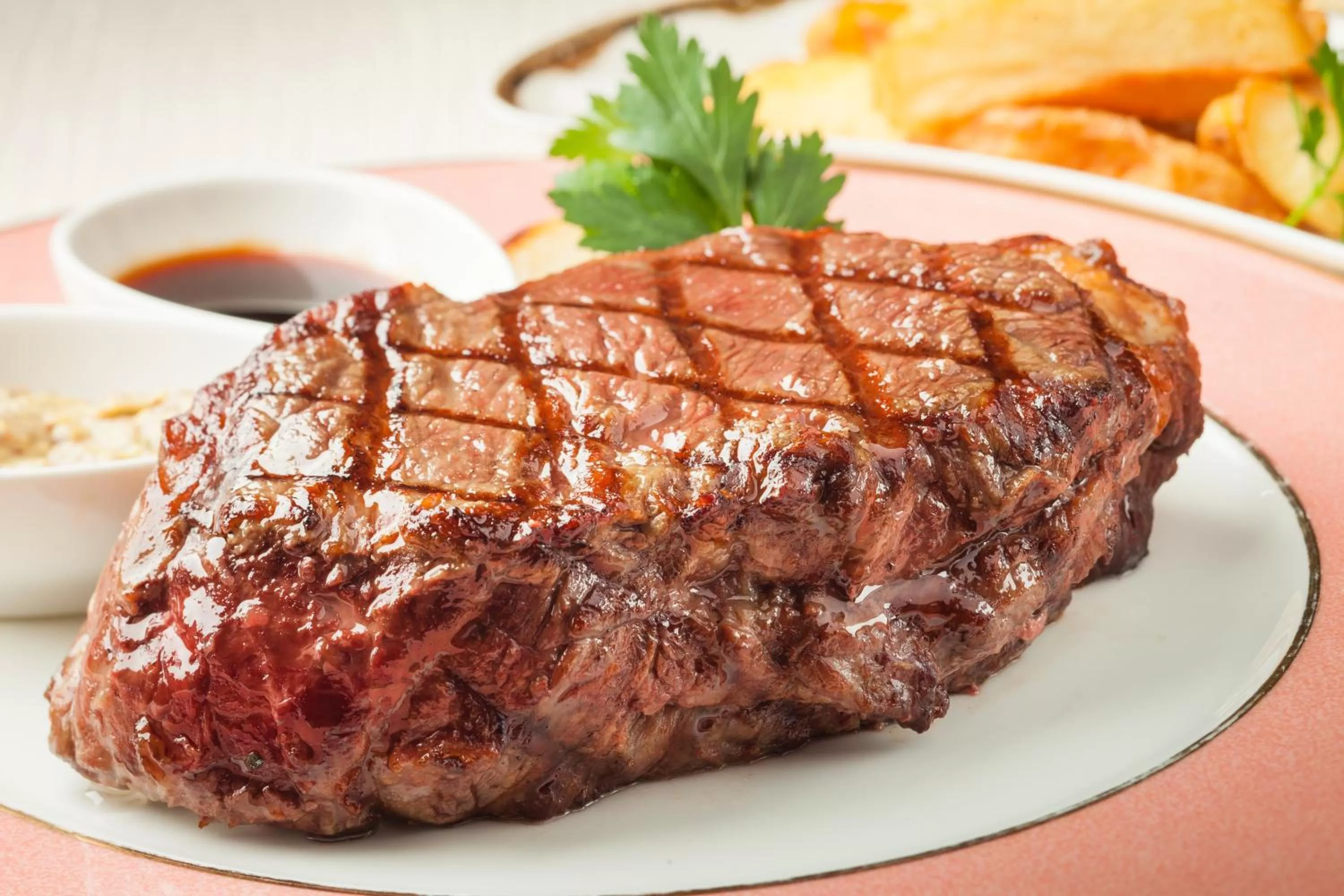 Lounge or bar in Shin Yokohama Prince Hotel