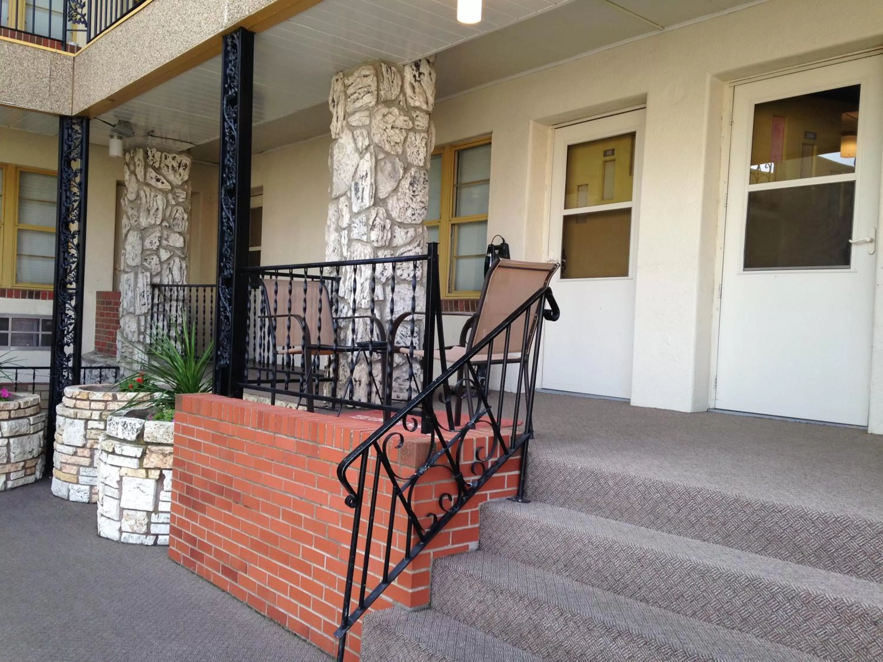 Facade/entrance in Siesta Motel