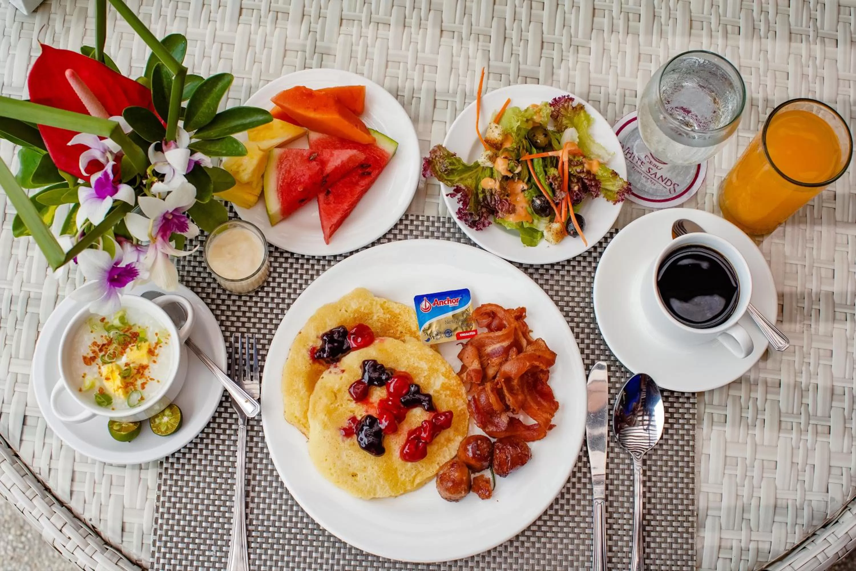 Breakfast in Cebu White Sands Resort and Spa