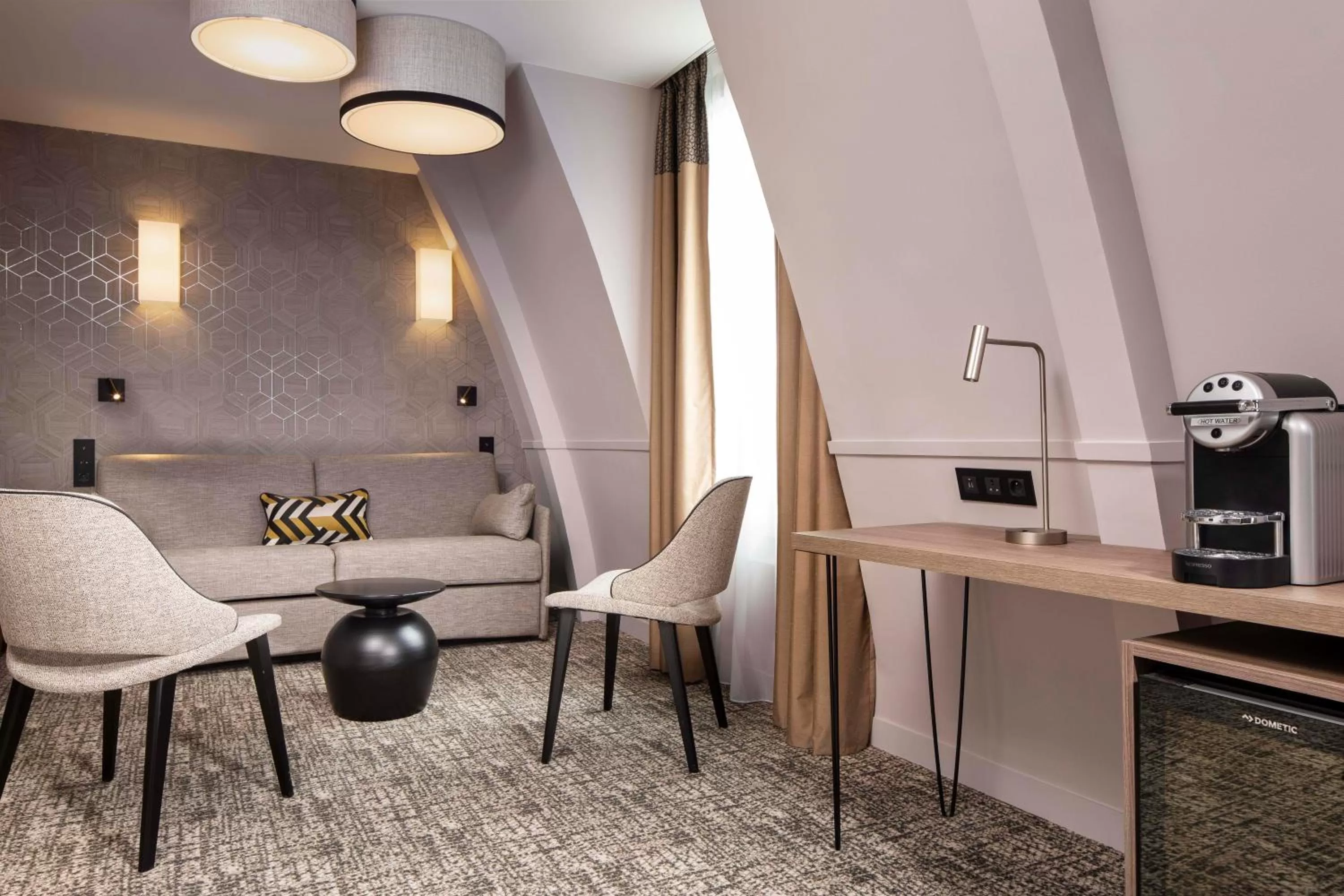 hair dresser in Daunou Opéra