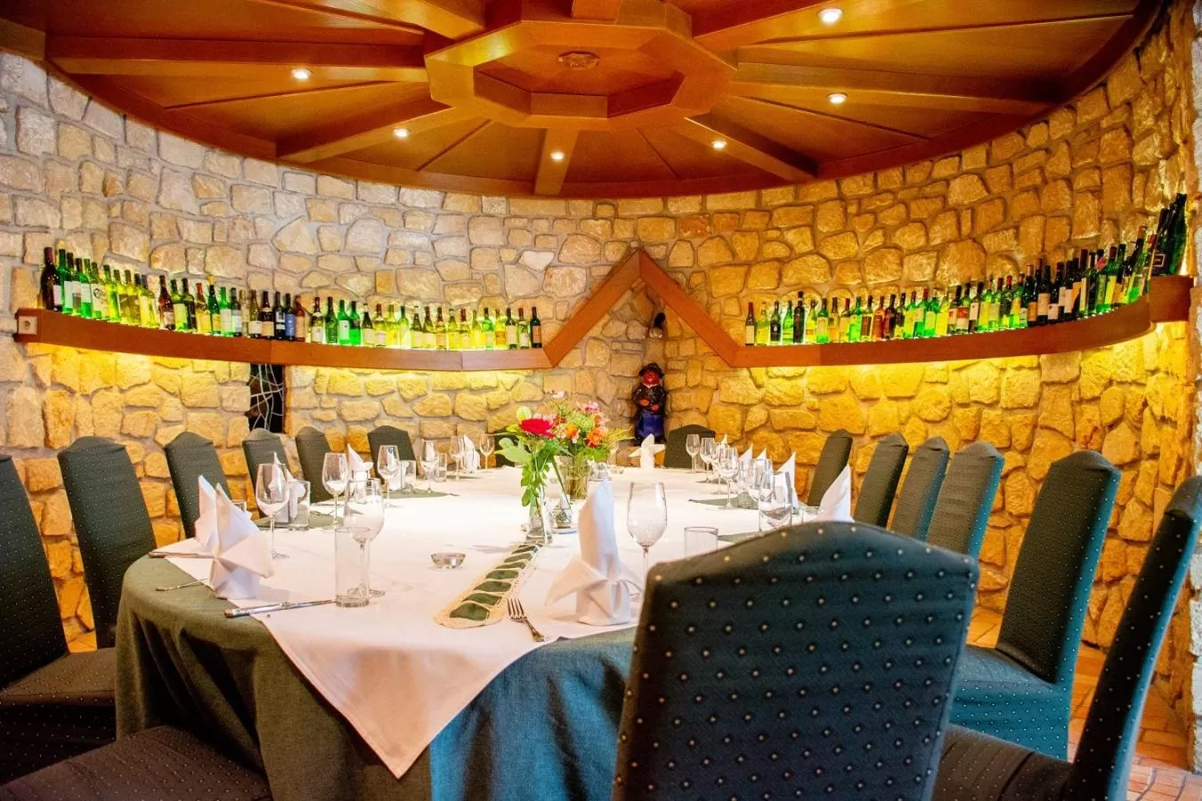 Dining area in BIRKENHOF GOLS - B & B - Wohlfühl Hotel mit Wochenend-Restaurant