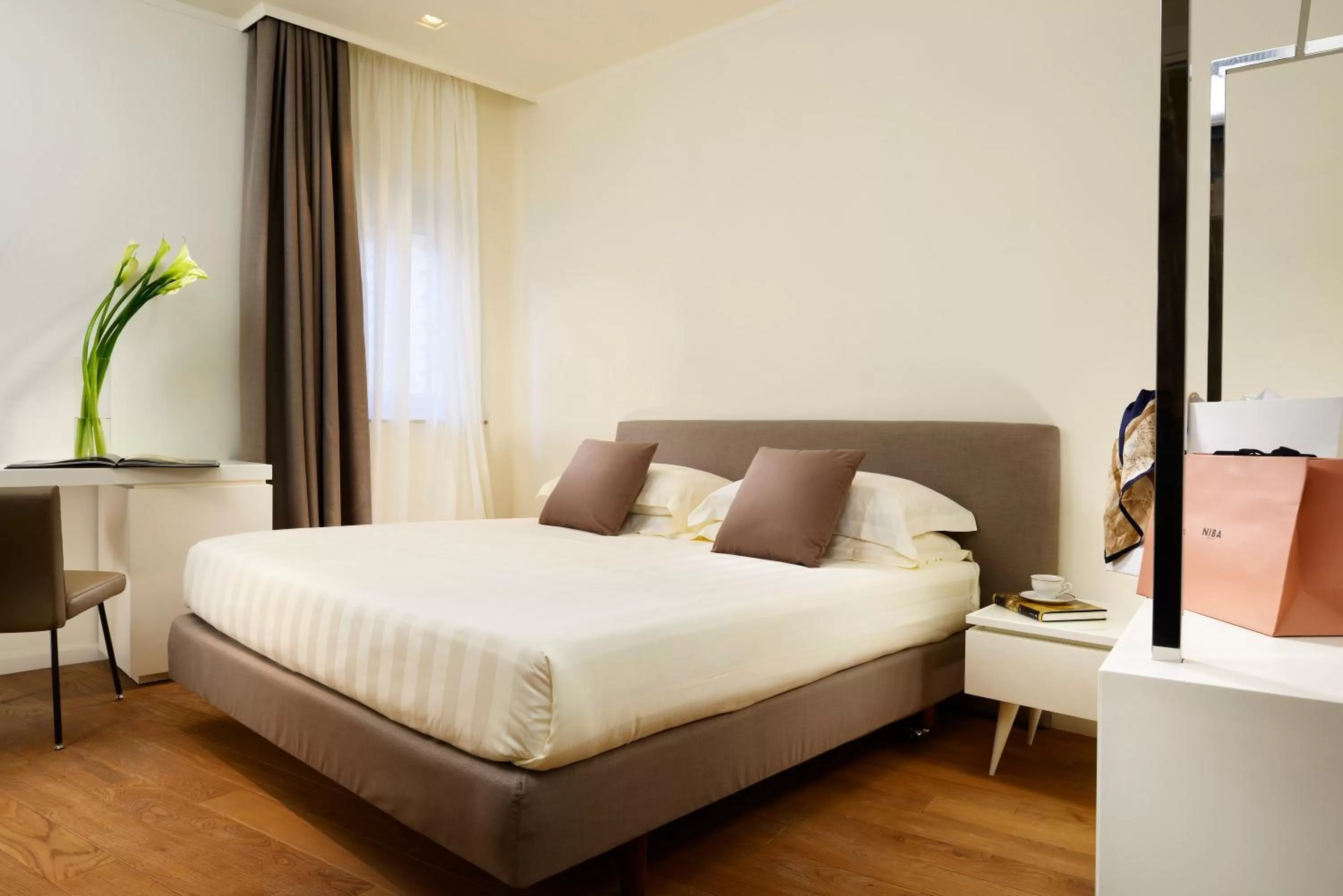 Bedroom, Bed in Locanda della Posta, Boutique Hotel