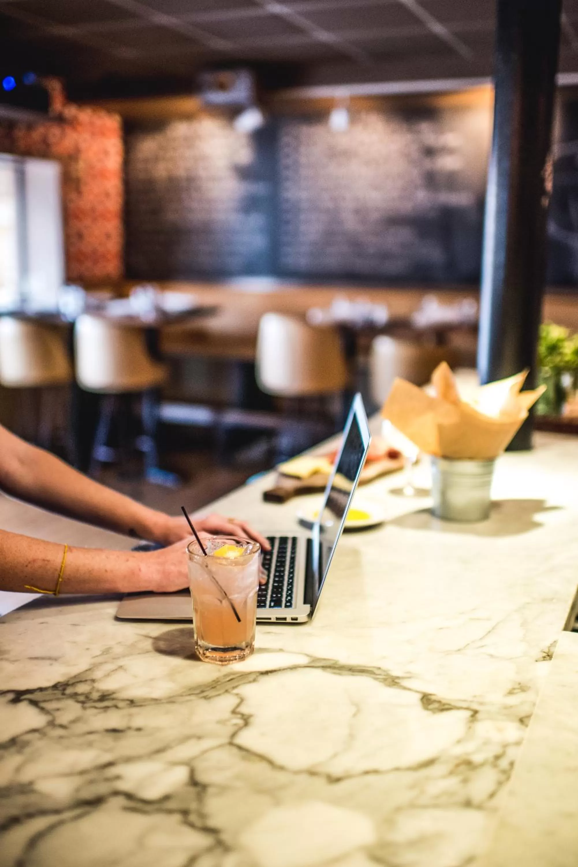 Restaurant/places to eat in Hotel Hi-Ho - Contactless Check-In