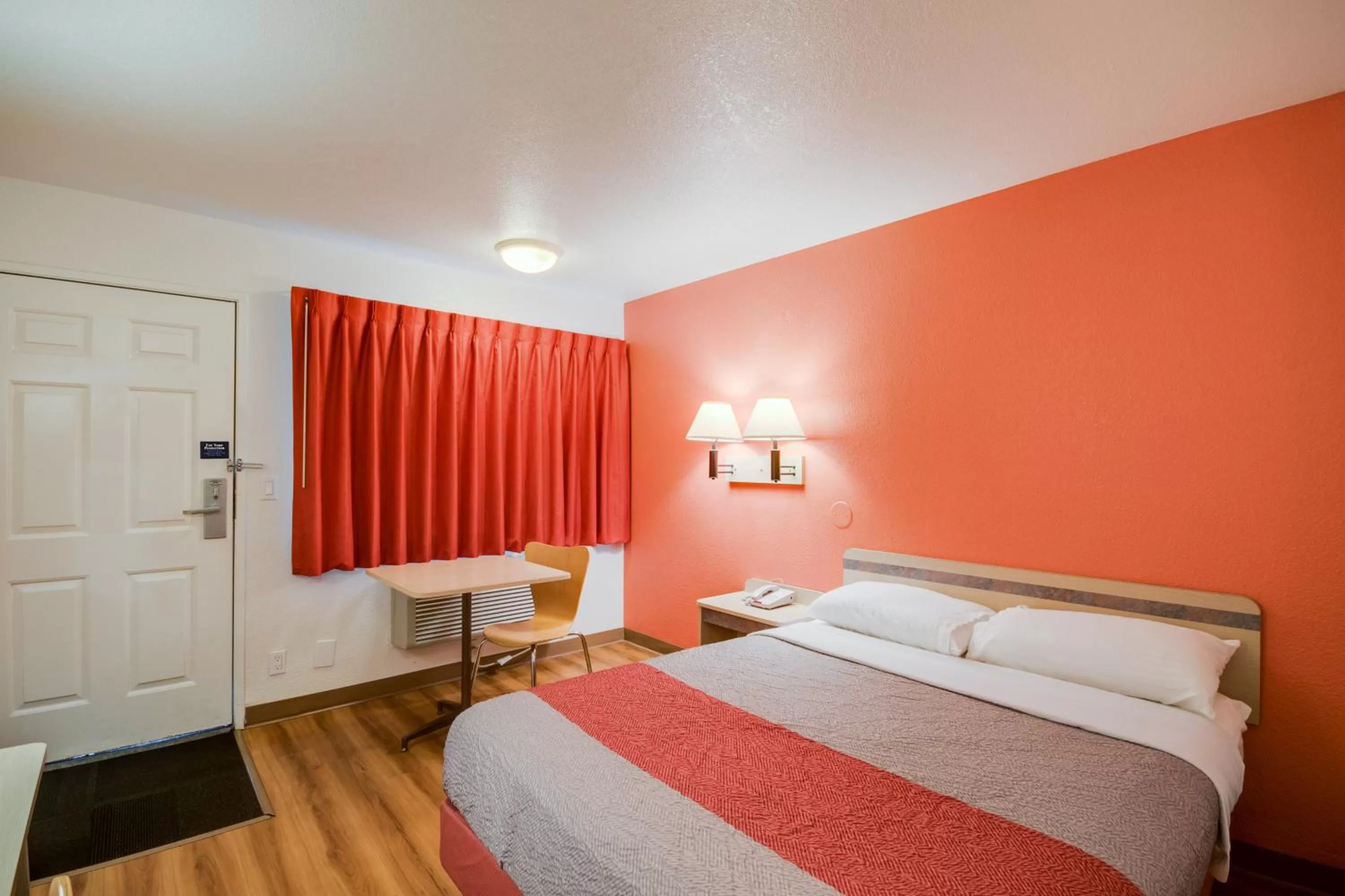 Bedroom, Bed in Motel 6-Bellingham, WA