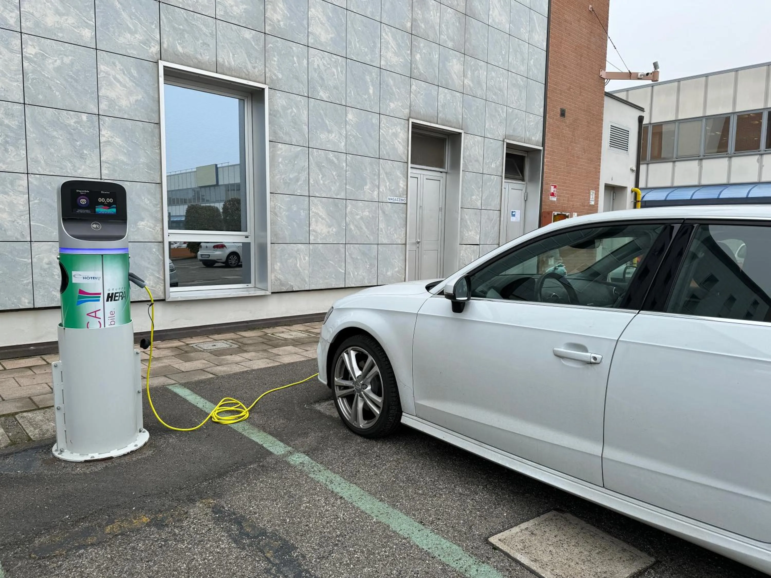 Parking in Euro Hotel