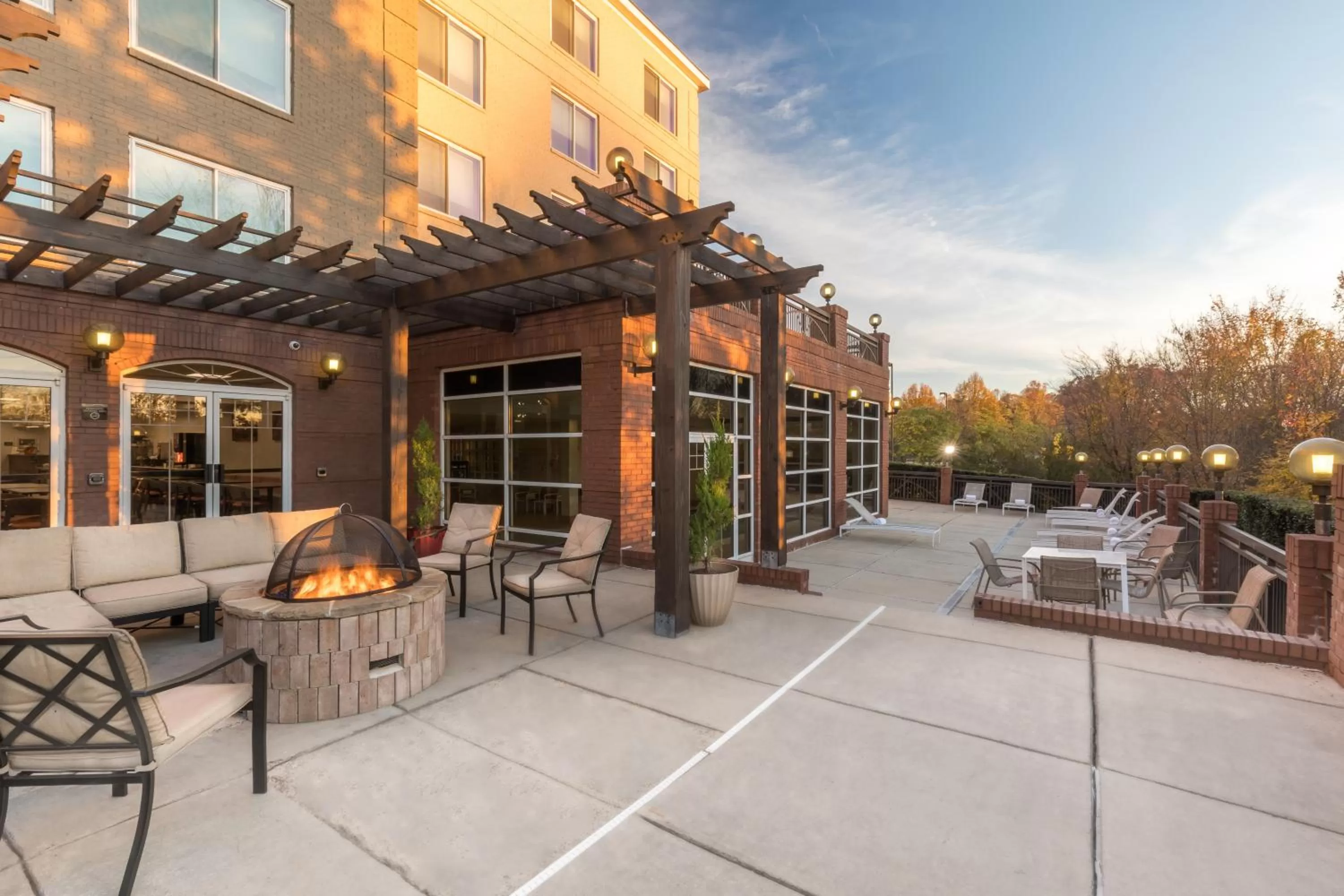 Patio in Country Inn & Suites by Radisson, Lake Norman Huntersville, NC