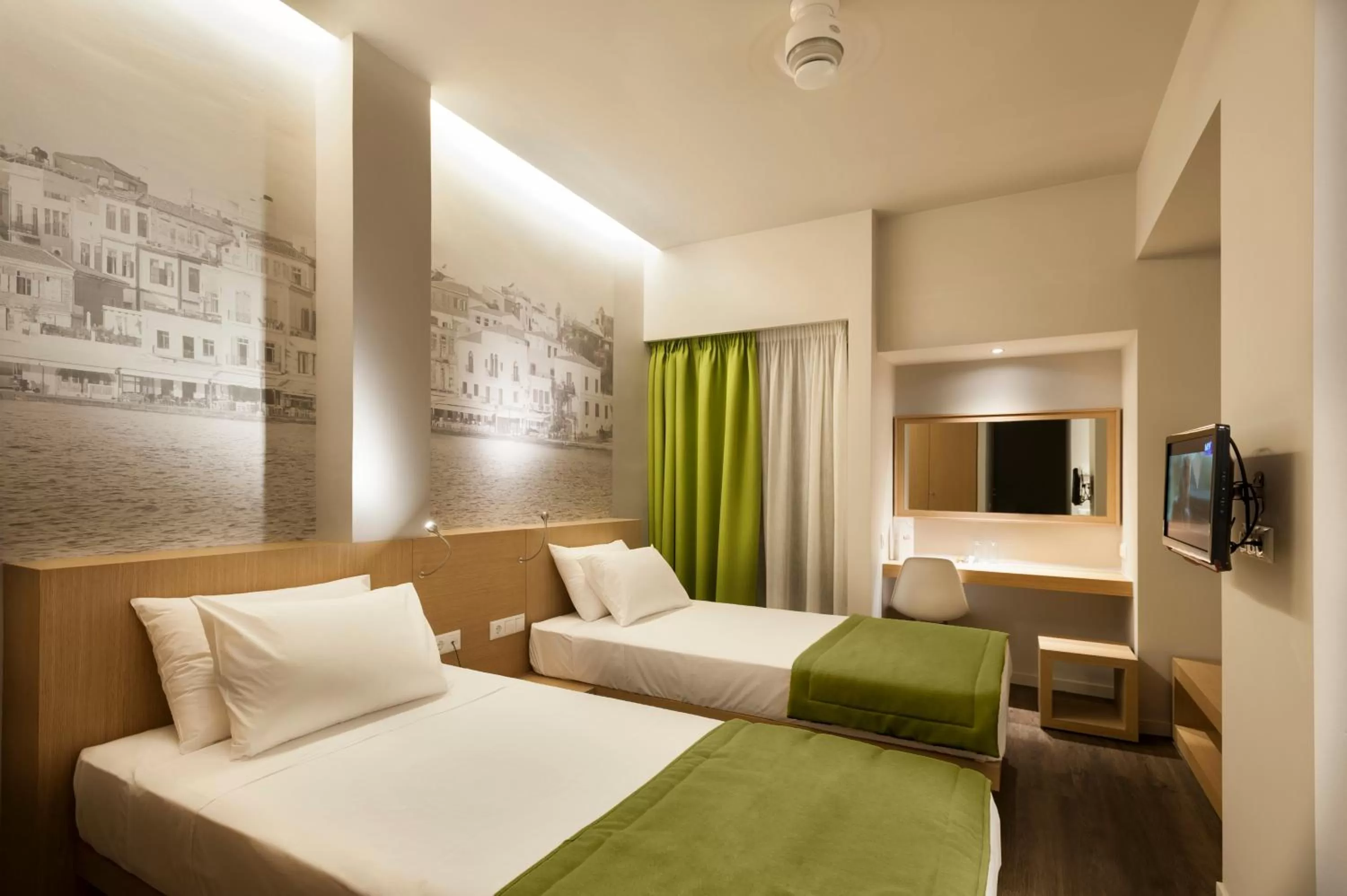 Photo of the whole room, Bed in Kriti Hotel