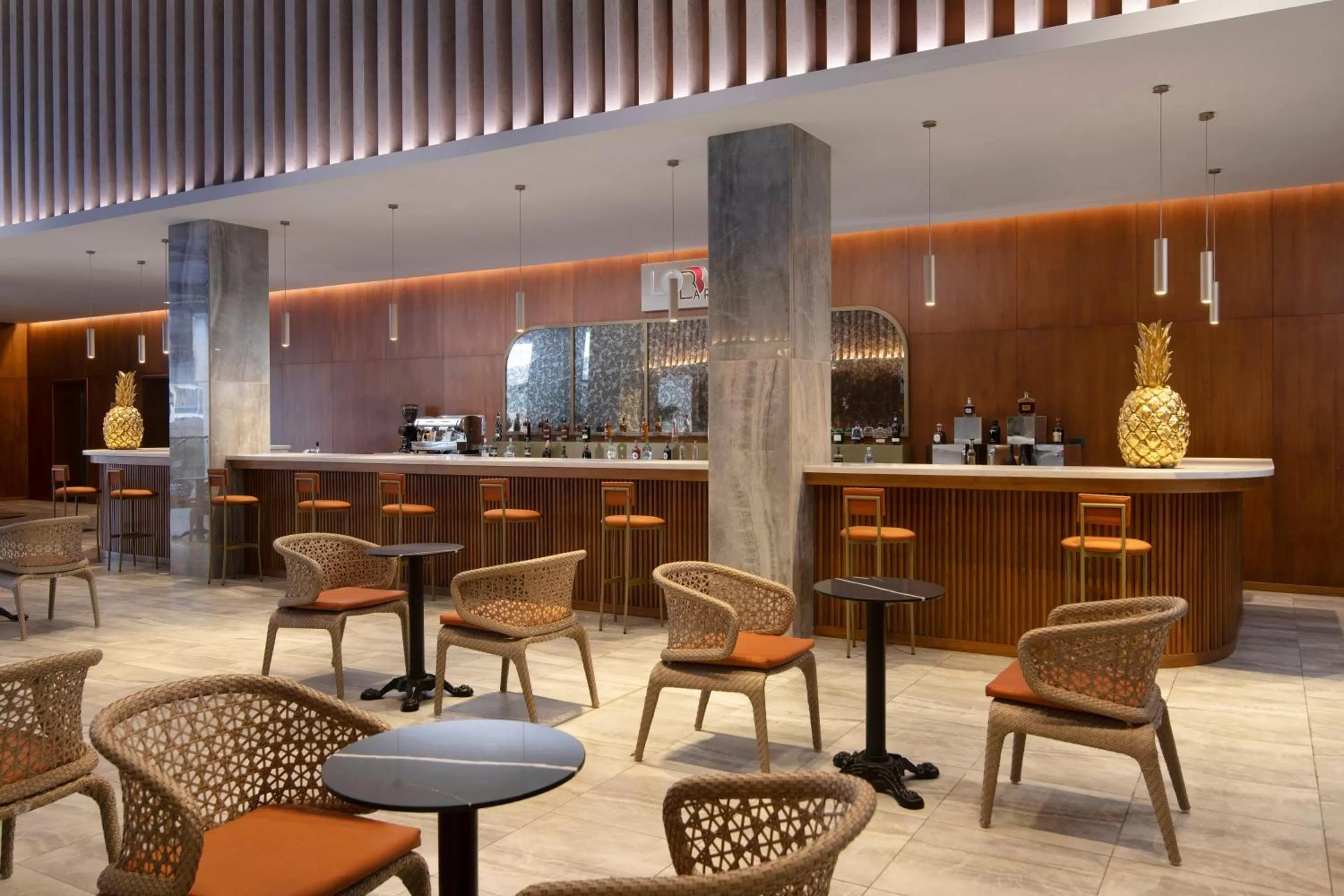 Lounge or bar in Serenade Punta Cana Beach & Spa Resort