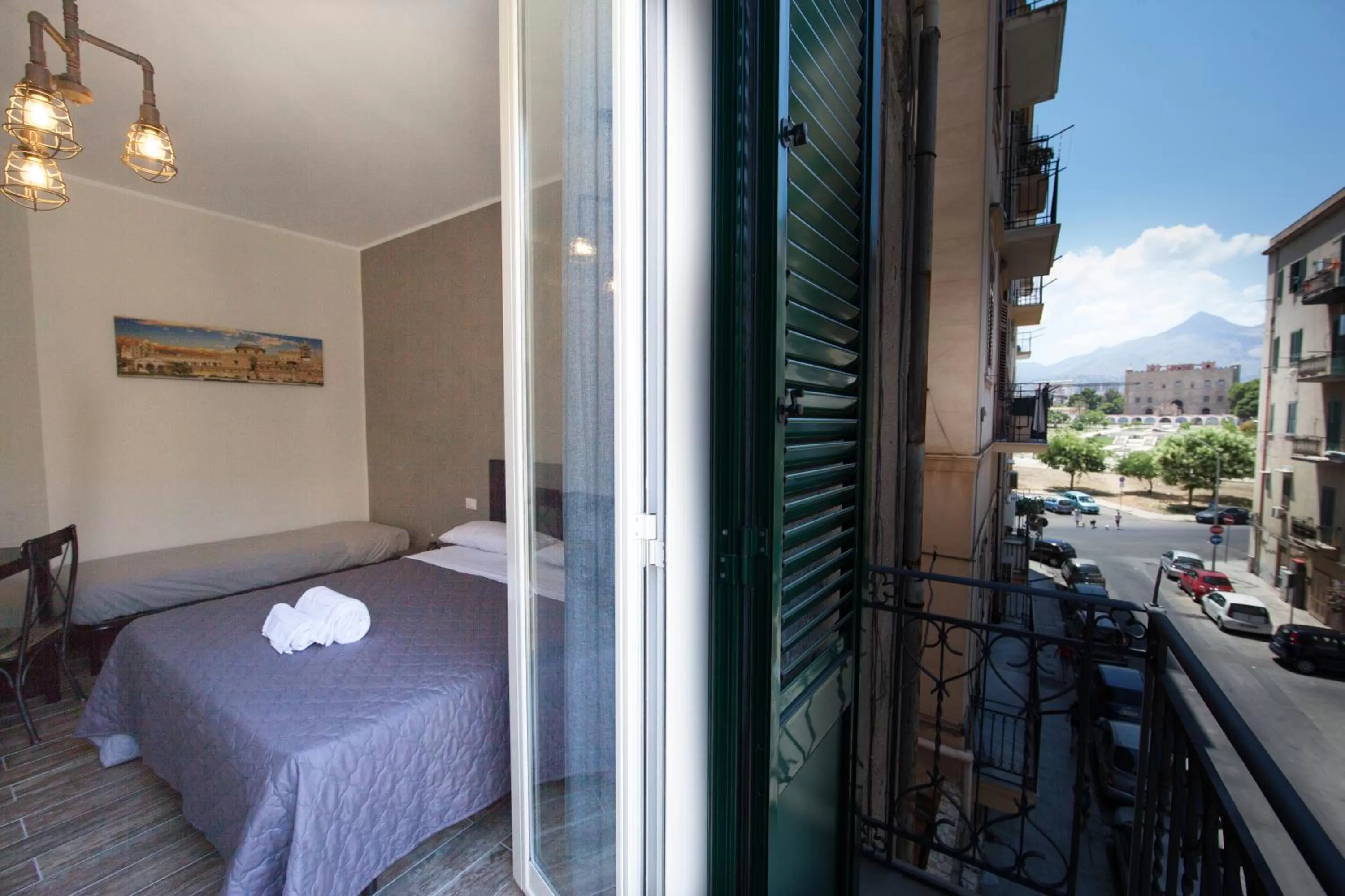 Property building, Bed in Il Genoardo Della Zisa