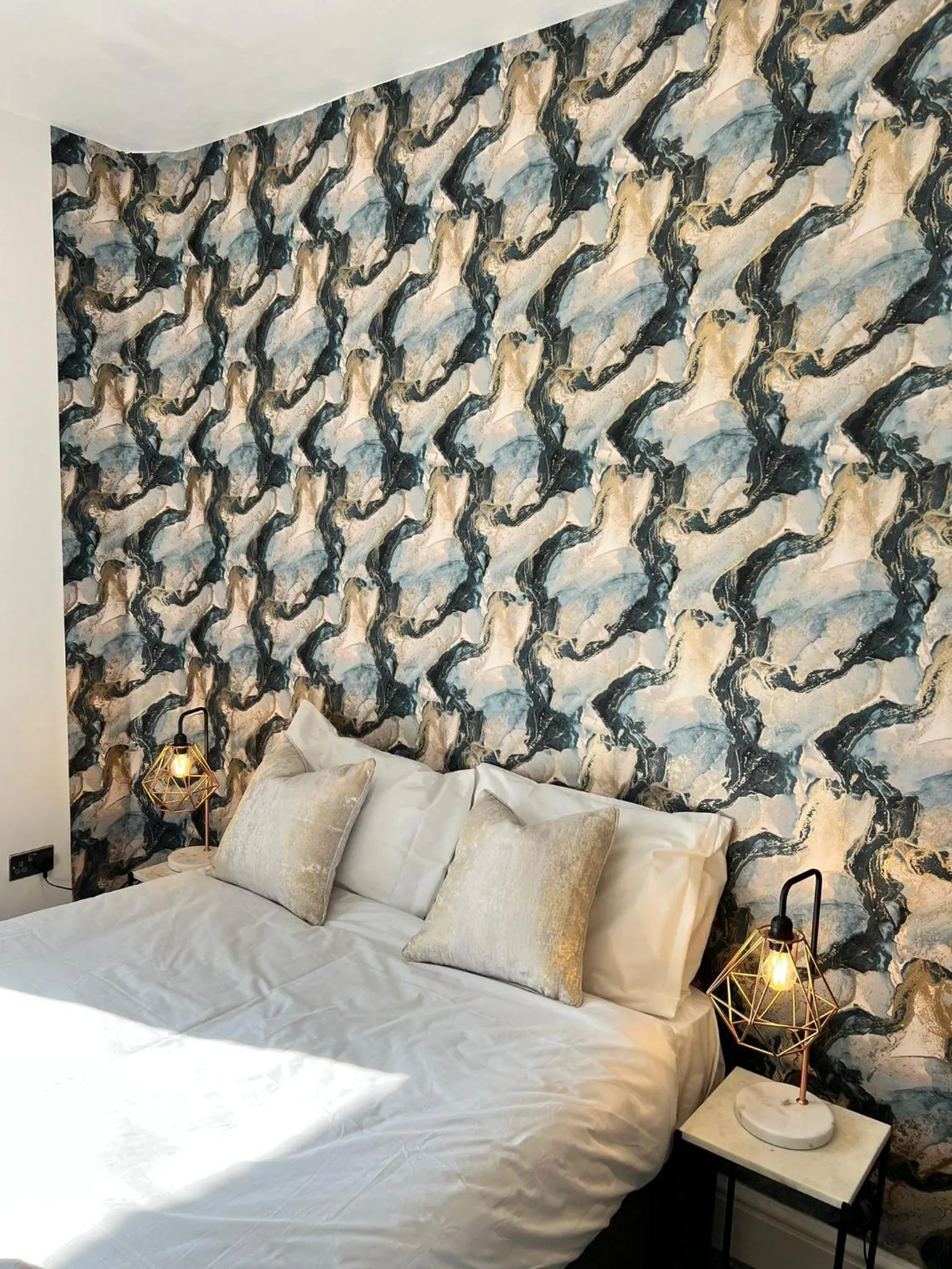 Bedroom in OYO Marine Parade Hotel, Eastbourne Pier