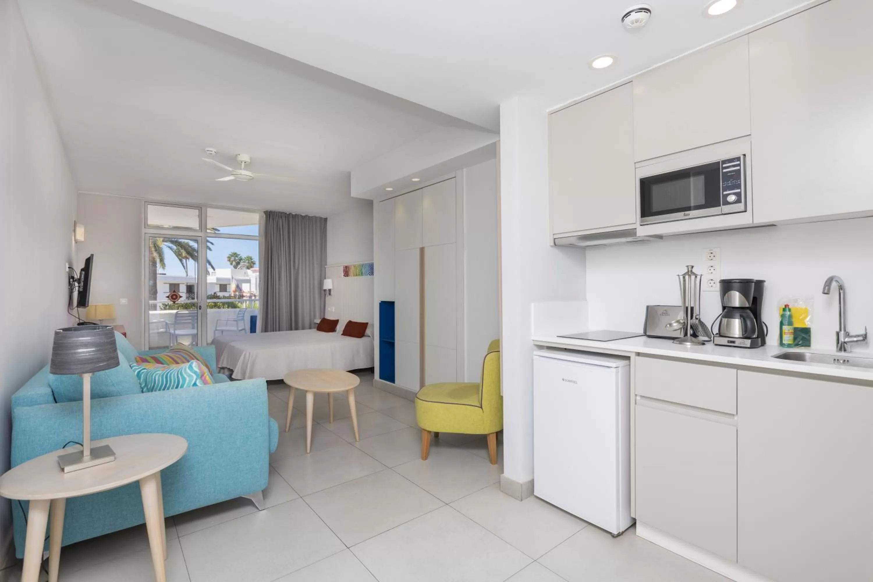 Kitchen or kitchenette in Hotel LIVVO Veril Playa