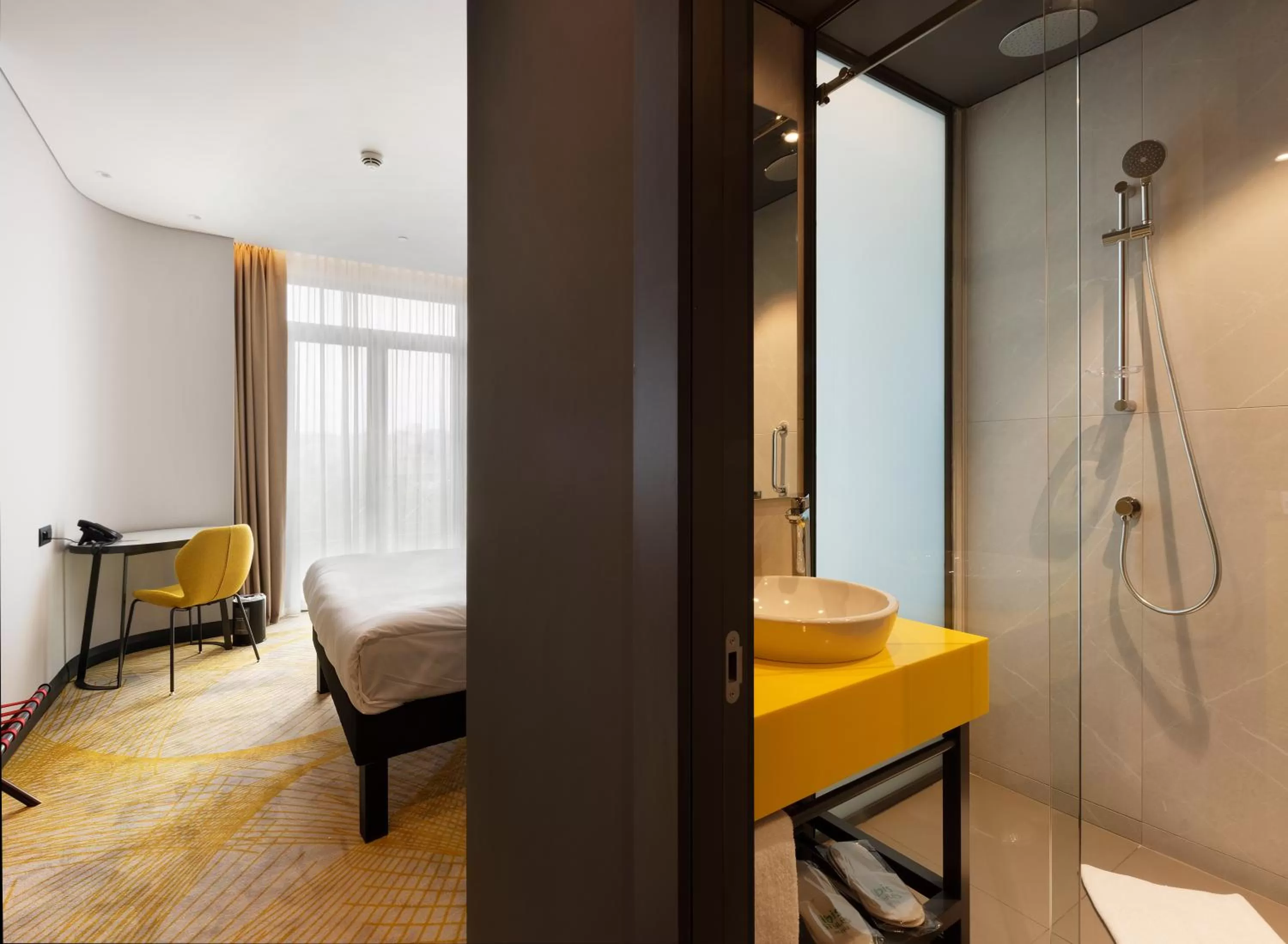 Bathroom, Bed in ibis Styles Istanbul Merter