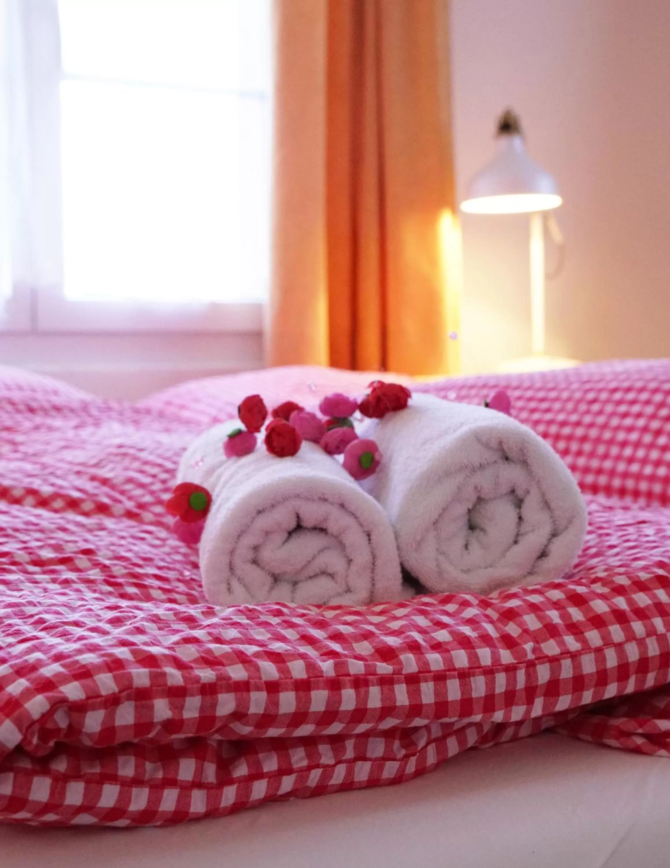 Decorative detail, Bed in Adventure Guesthouse Interlaken