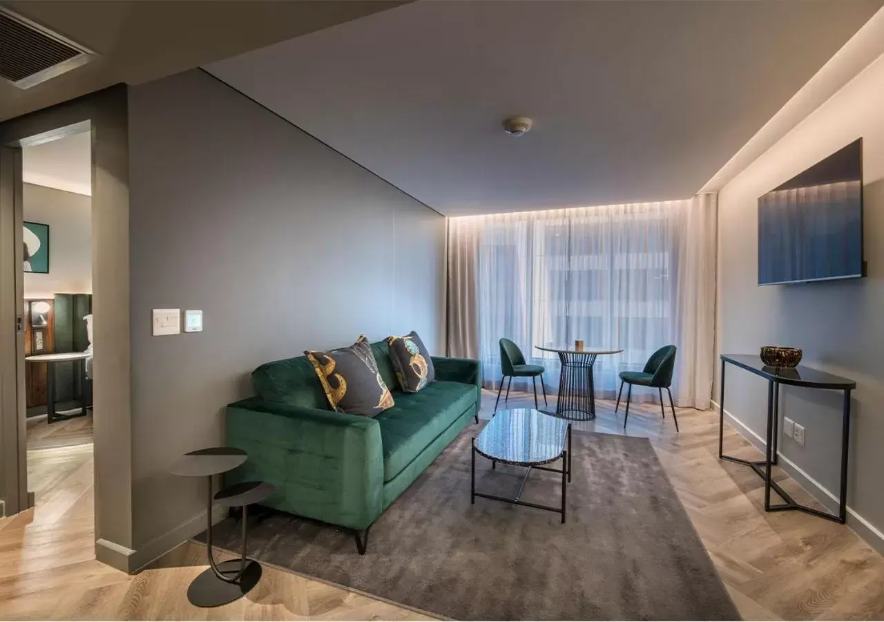 One-Bedroom Apartment in The Rockefeller Hotel by NEWMARK One-Bedroom Apartment in The Rockefeller Hotel by NEWMARK