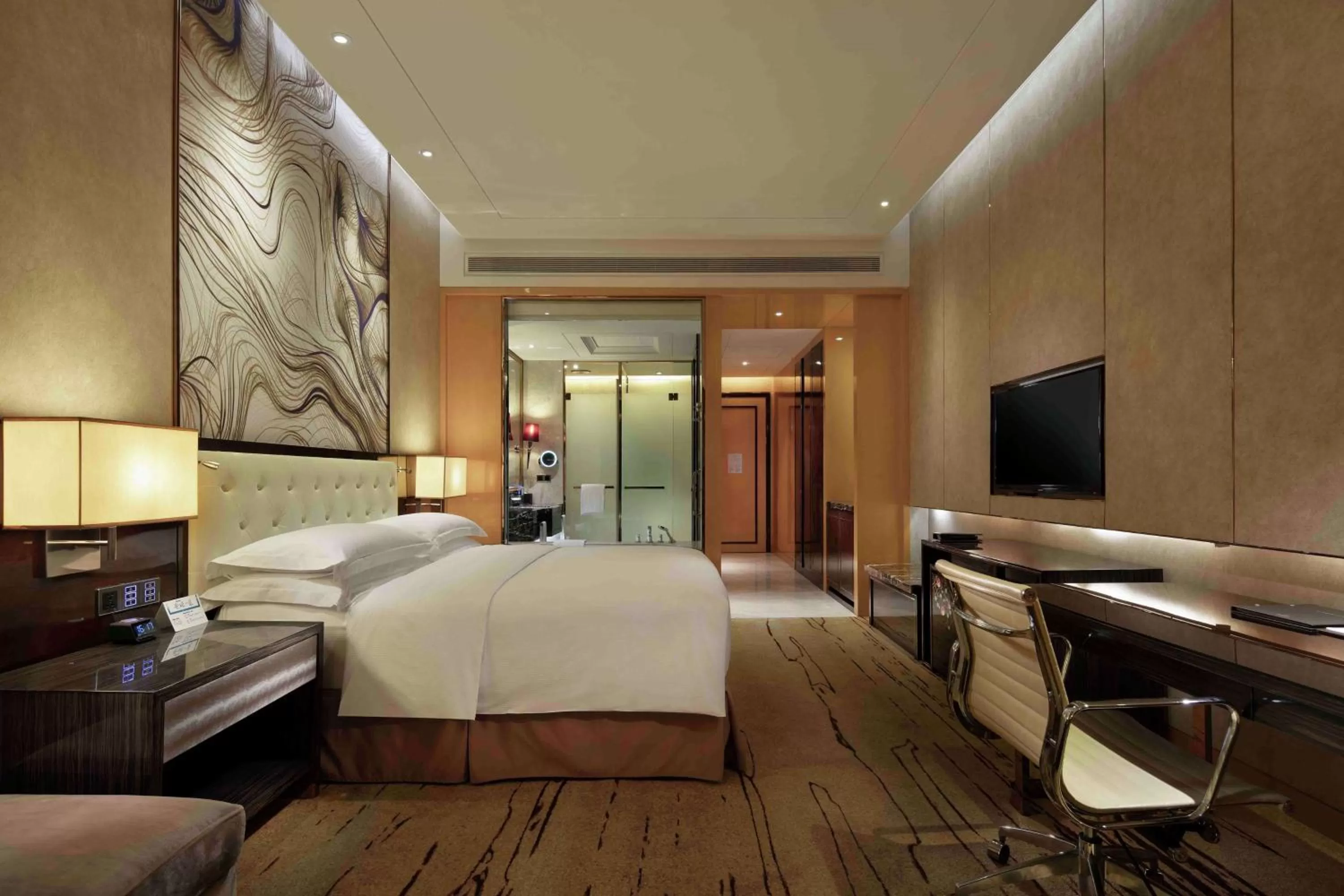 Bedroom, Bed in Hilton Zhengzhou