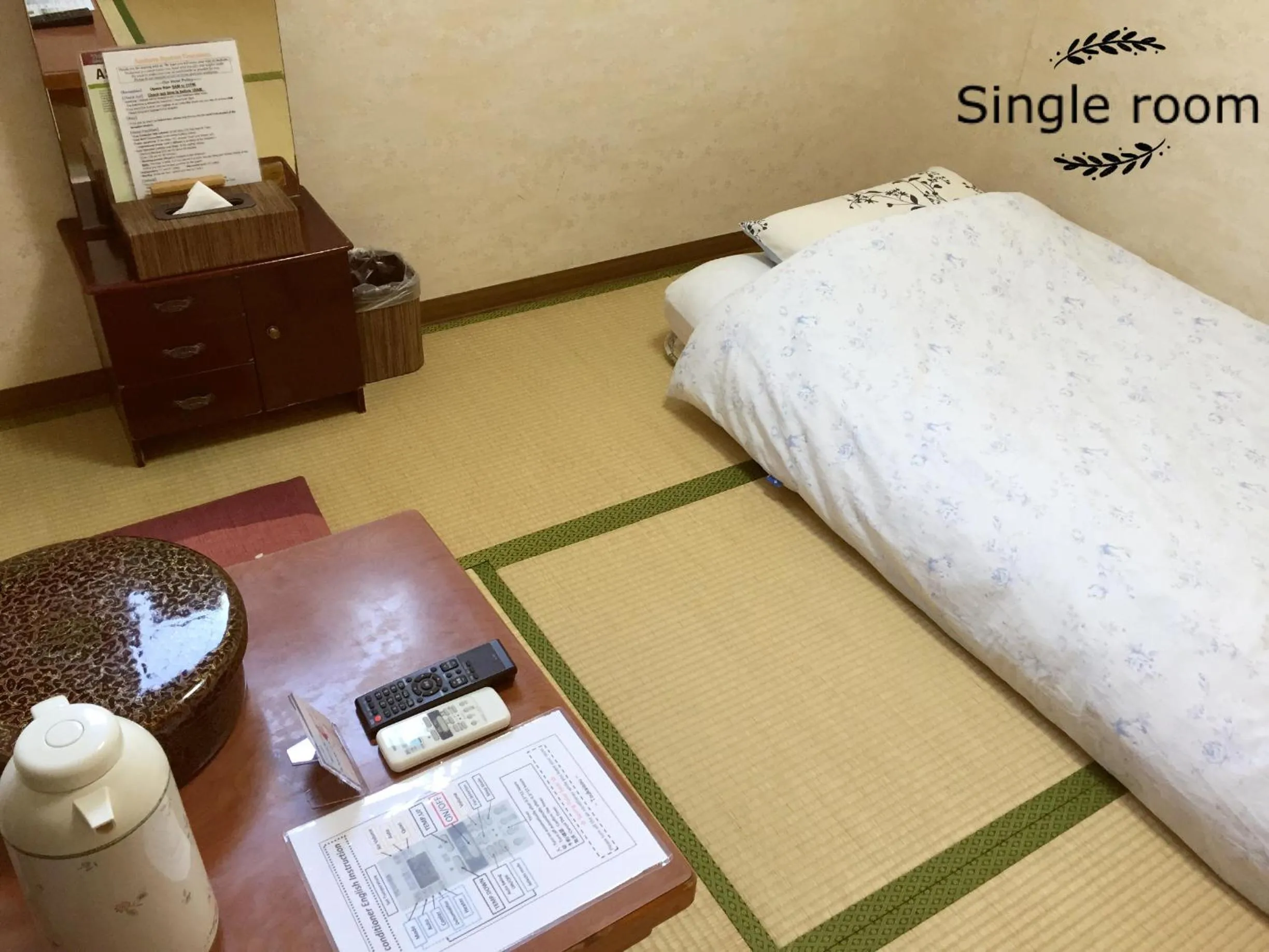 Bedroom, Bed in Asakusa Ryokan Toukaisou