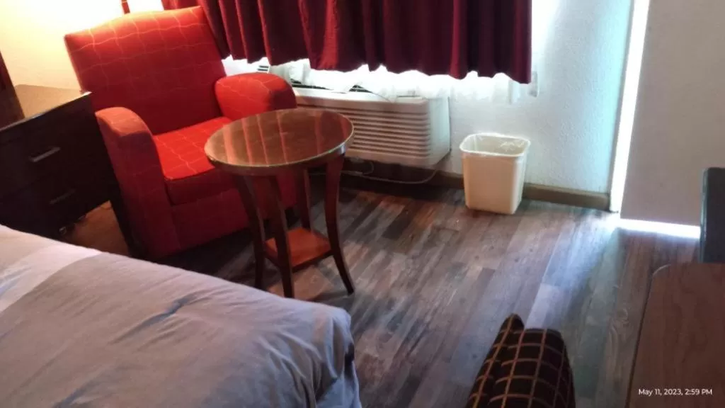 Bed in Travelers Beach Inn