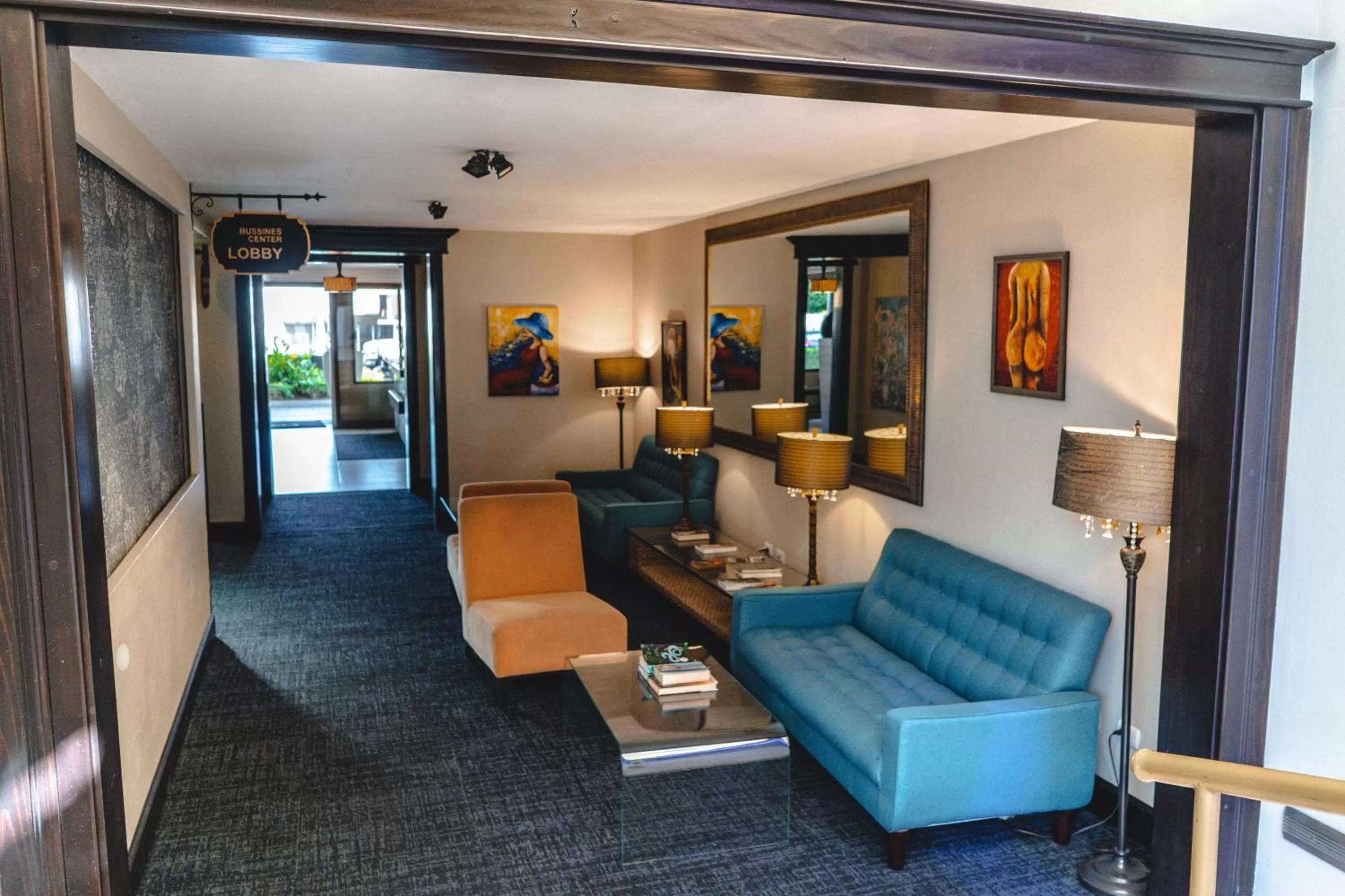 Restaurant/places to eat in KC Hotel San Jose