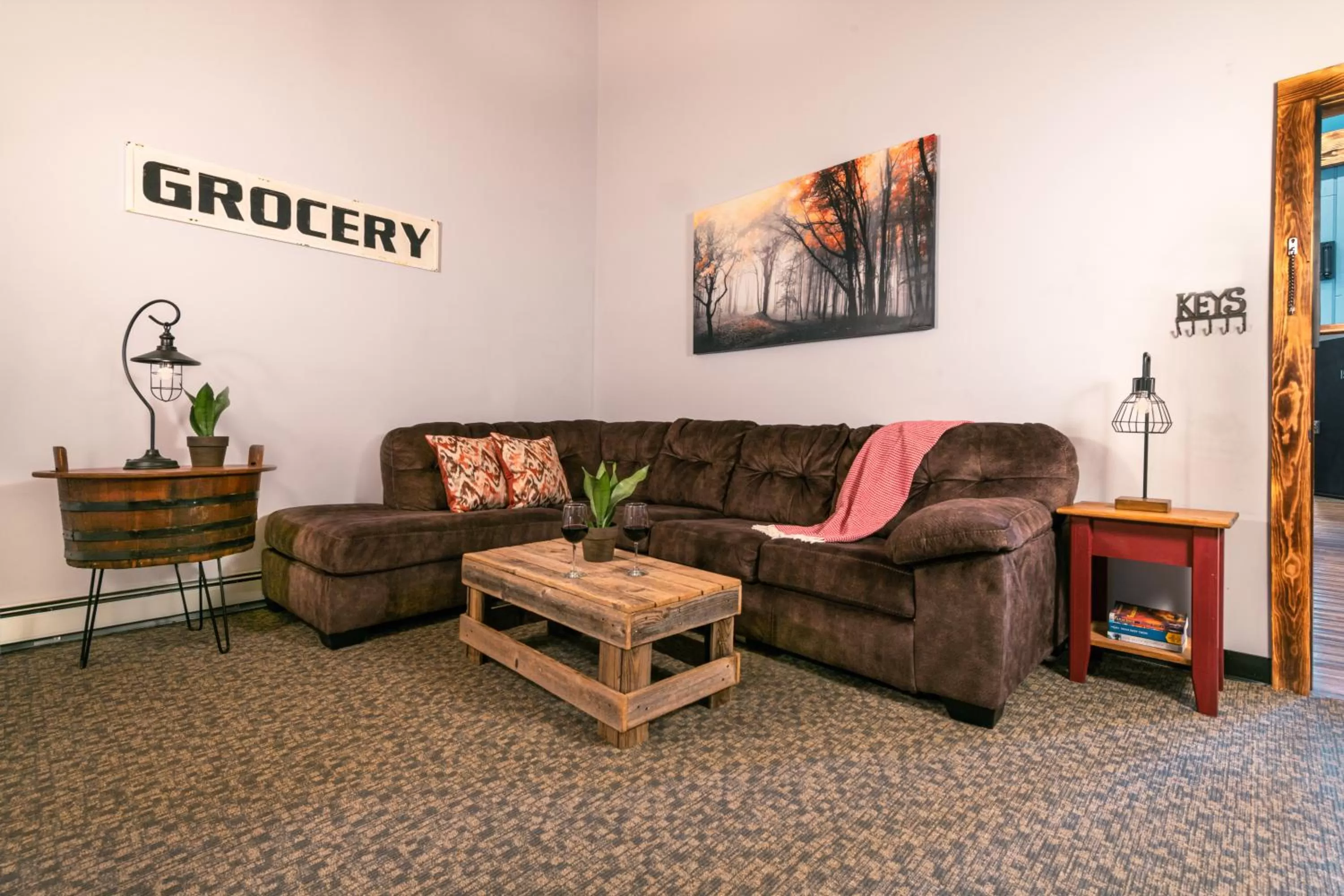 Living room in Mad River Lodge