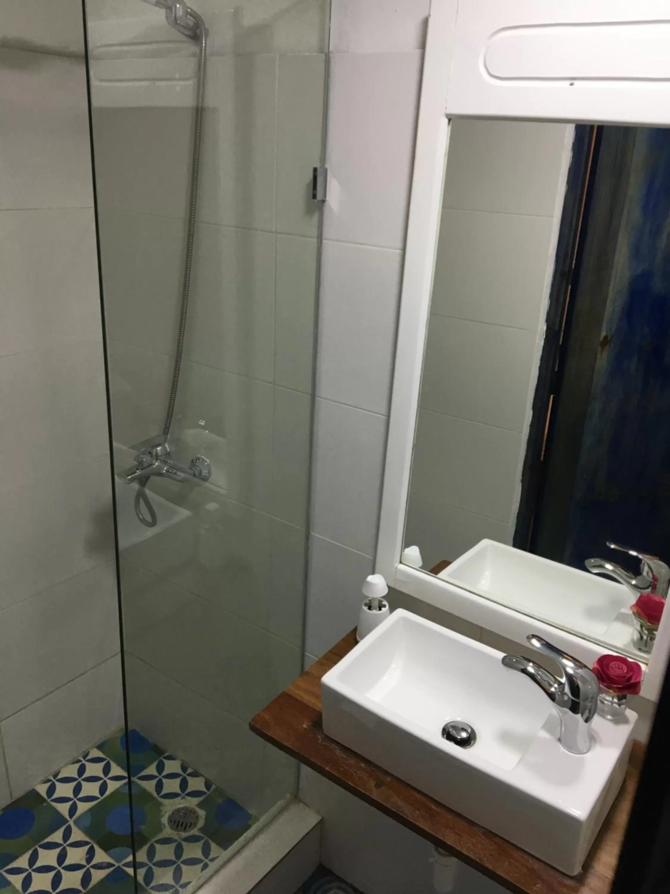 Bathroom in Chao Mamá Hostal