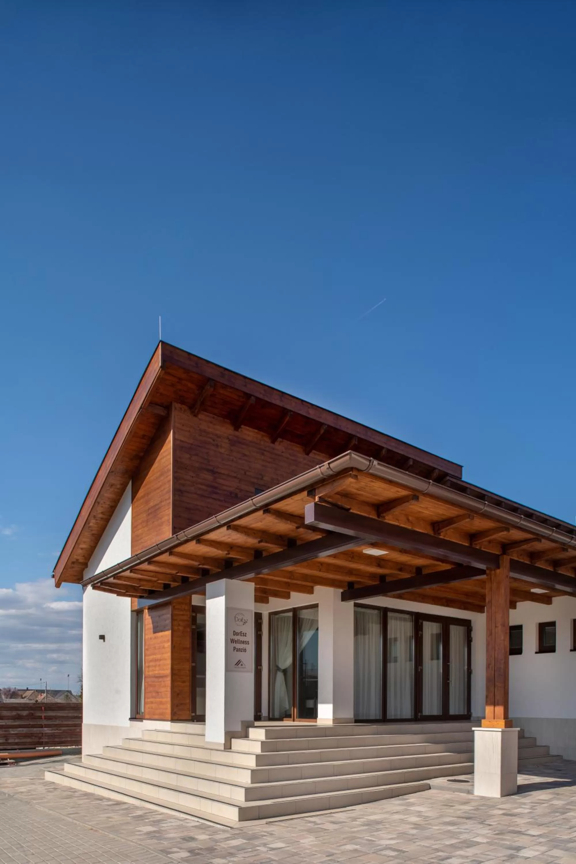 Facade/entrance, Property Building in DorEsz Wellness Panzió