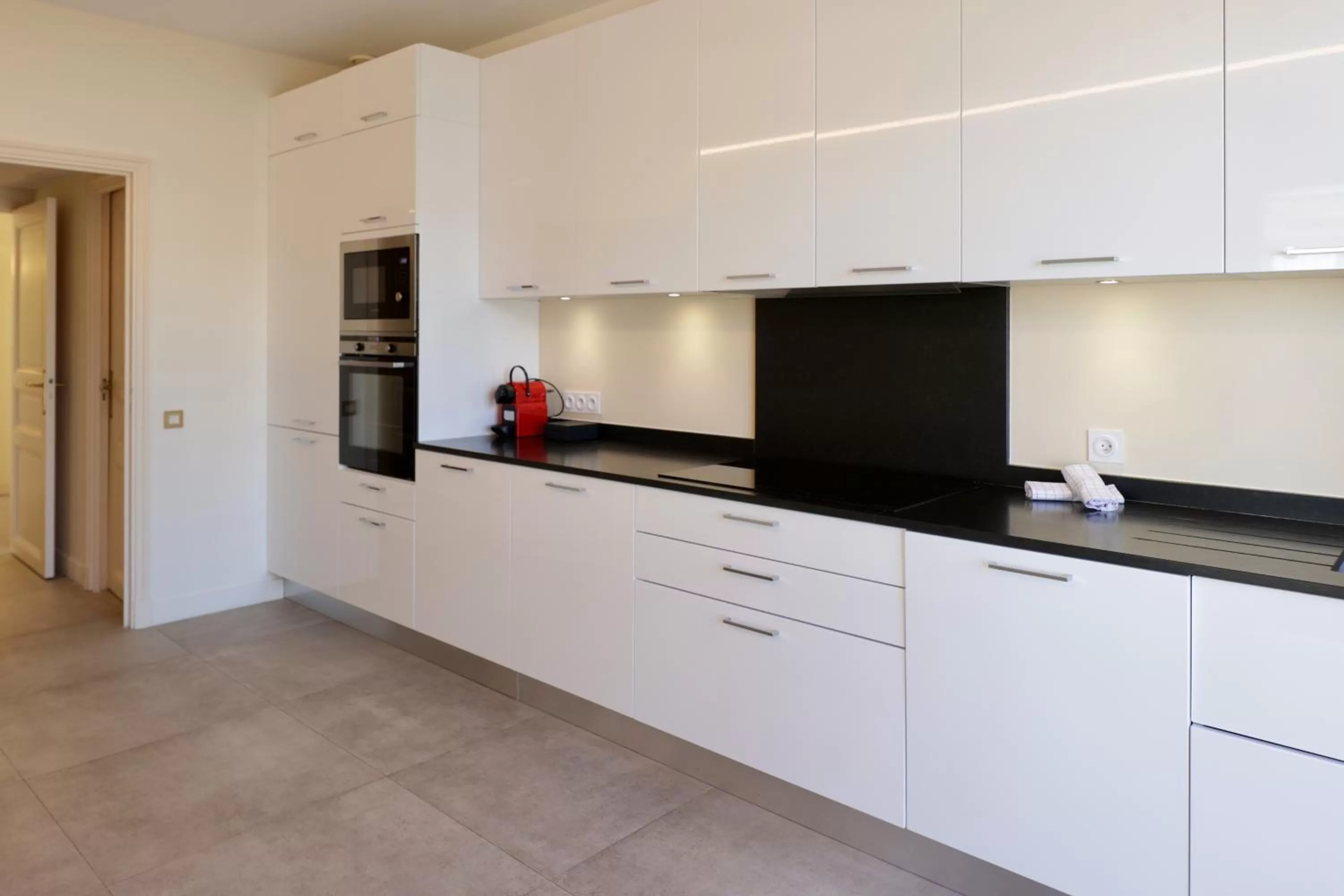 kitchen in Résidence Carlton - Rénovée avec Piscine