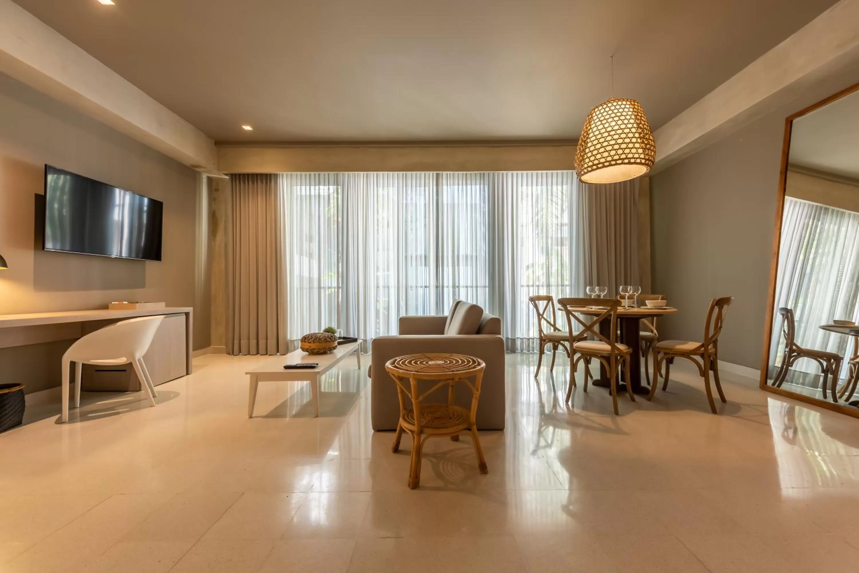 TV and multimedia in Madisson Boutique Hotel Cartagena