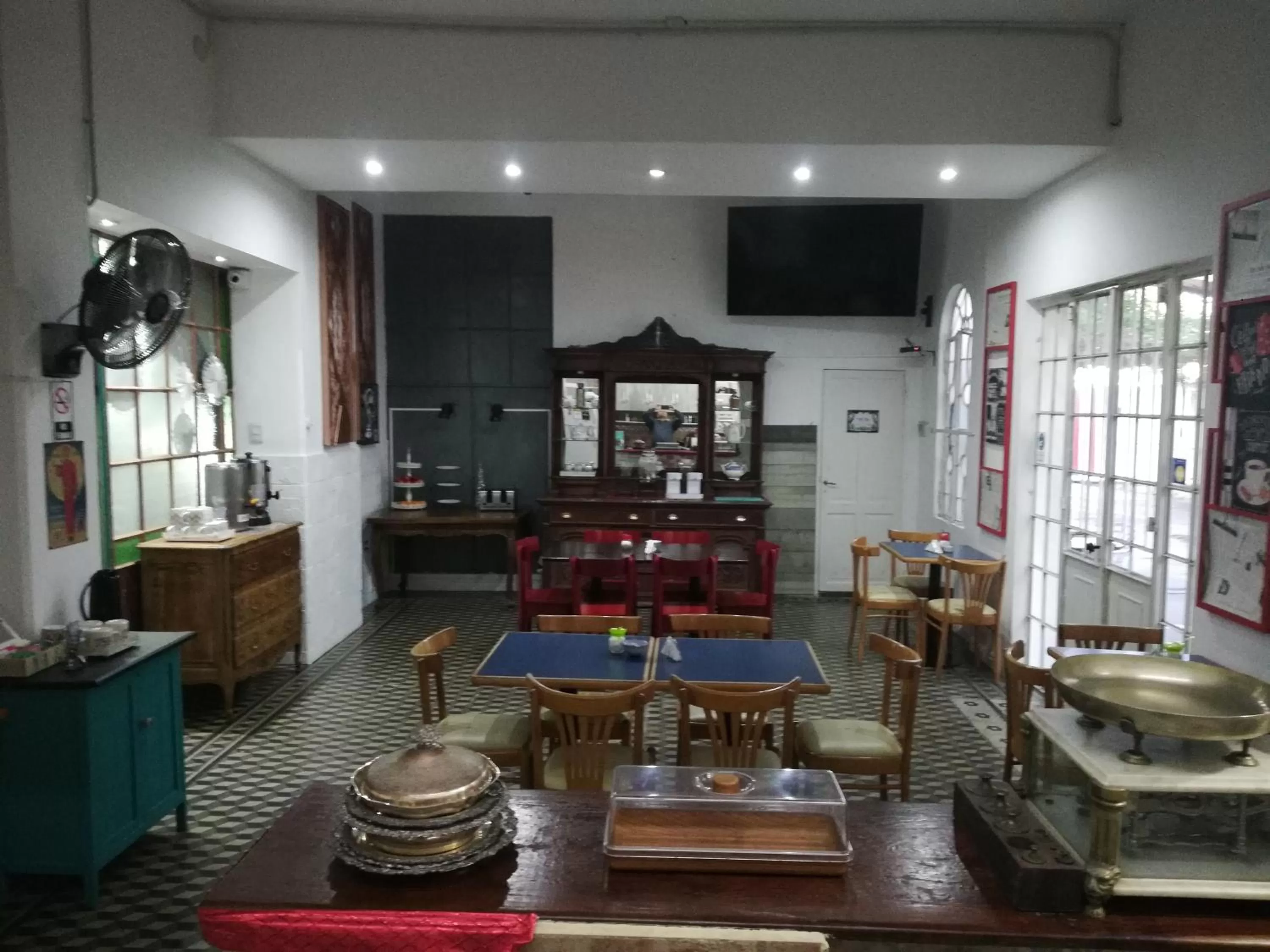 Communal lounge/ TV room, Lounge/Bar in Casablanca Boutique Hotel Adrogué