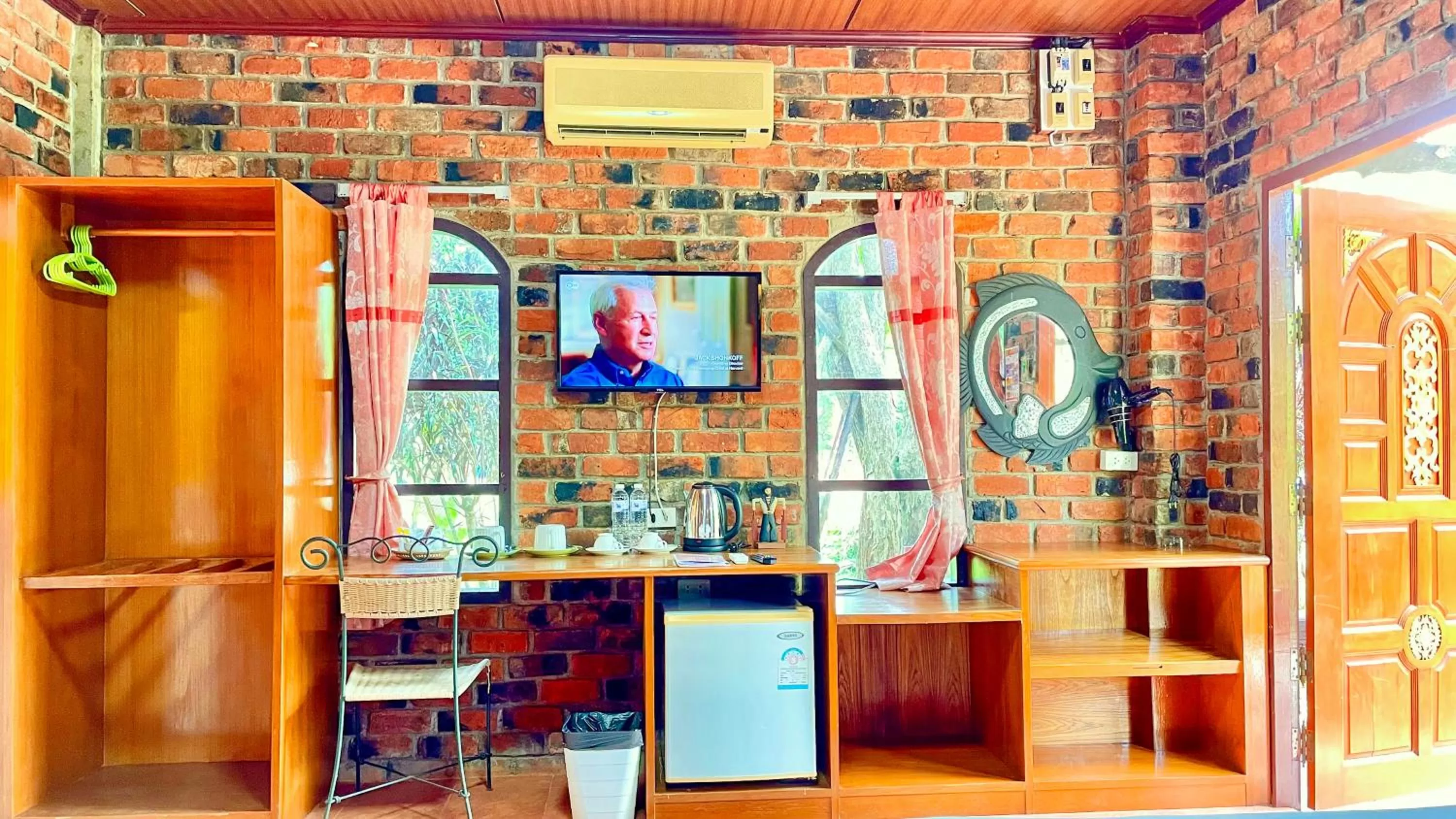 Decorative detail in Doo Dee Boutique Resort by Swiss Chalet