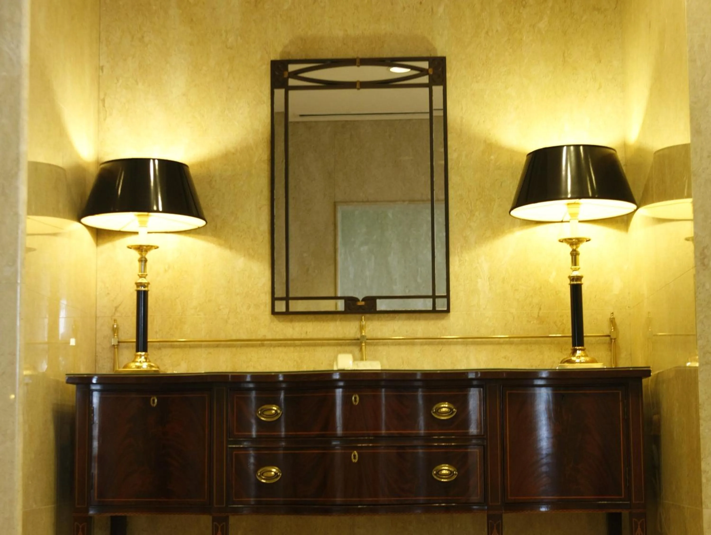 elevator in Bellevue Garden Hotel Kansai International Airport