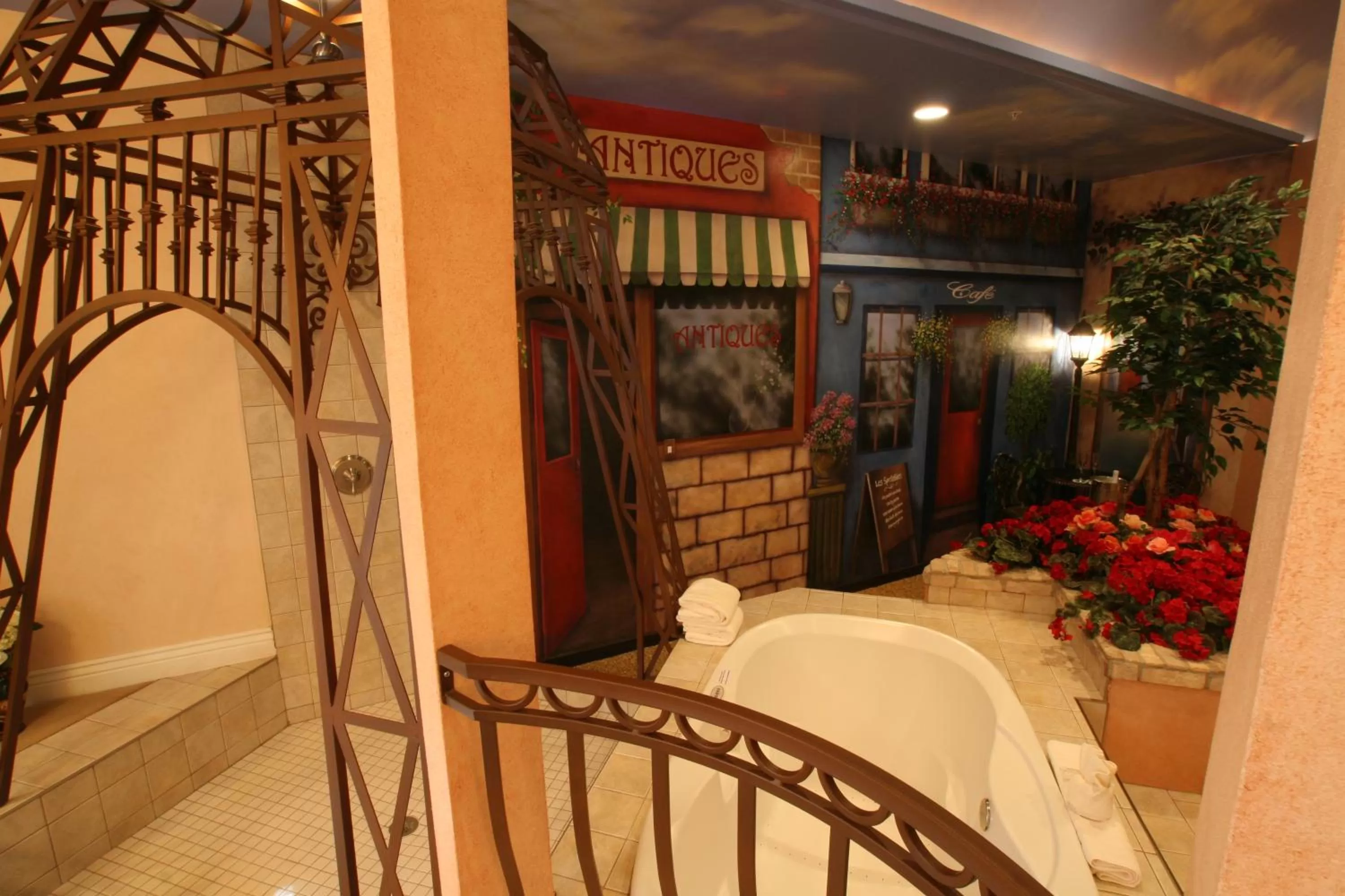 Bed in Destinations Inn Theme Rooms