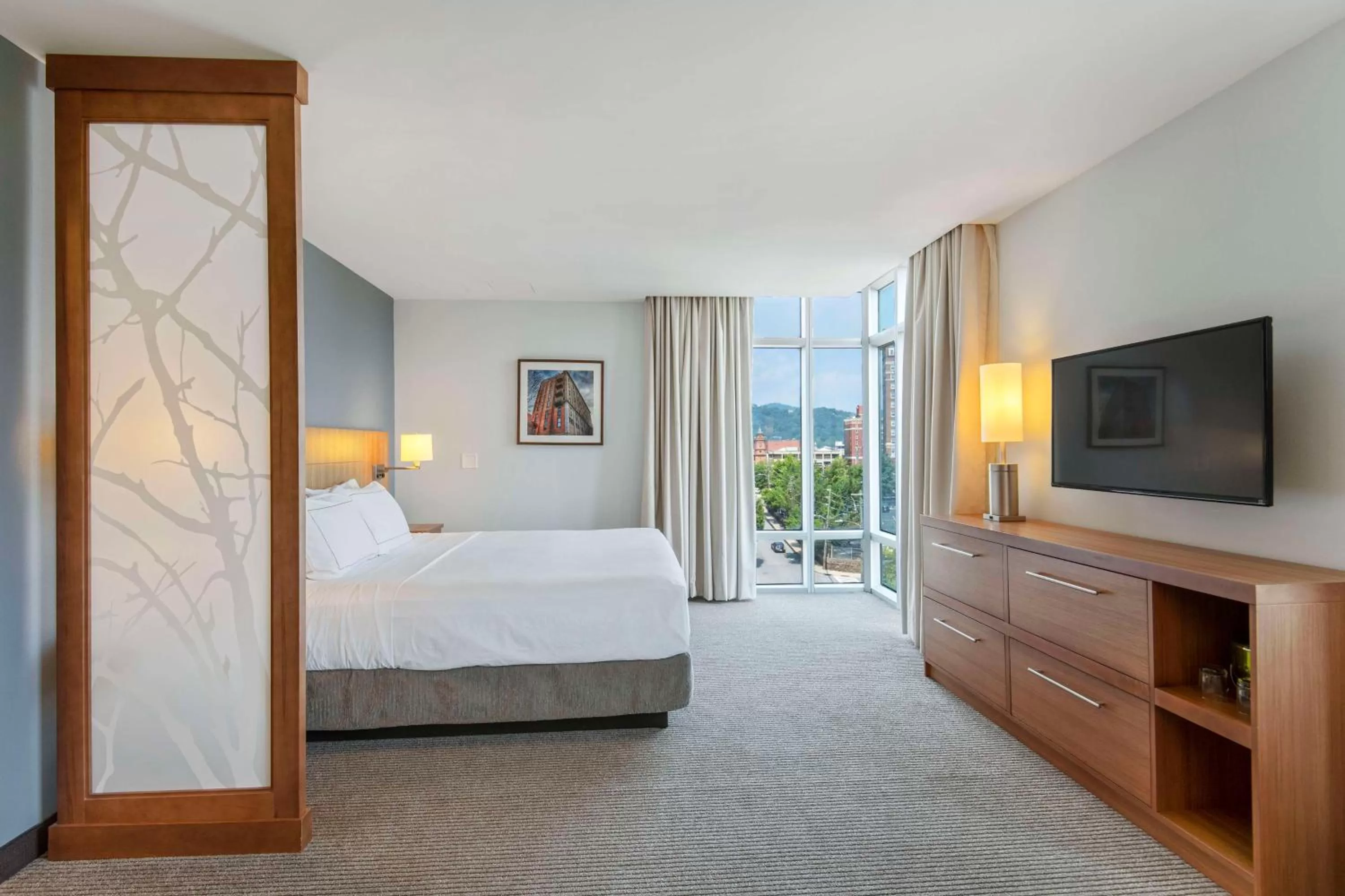 Bed in DoubleTree by Hilton Asheville Downtown